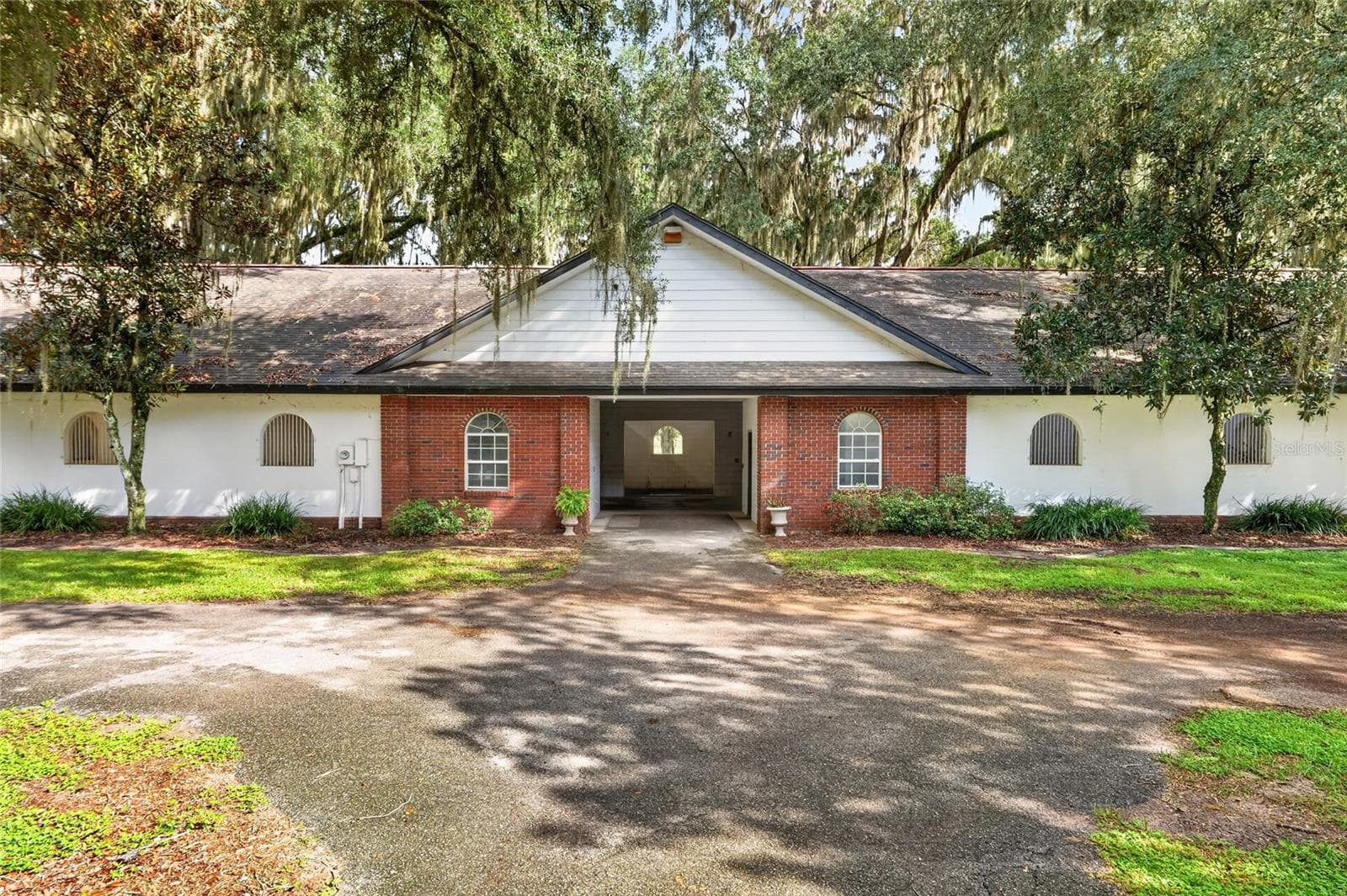 Single Family Residence at 5540 SE 157TH STREET ROAD, SUMMERFIELD, photo 9 of 98