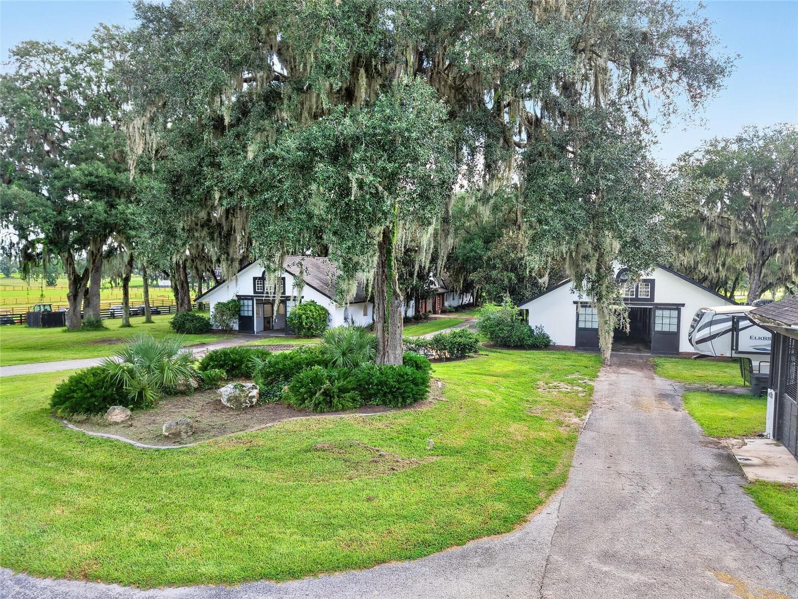 Single Family Residence at 5540 SE 157TH STREET ROAD, SUMMERFIELD, photo 37 of 98