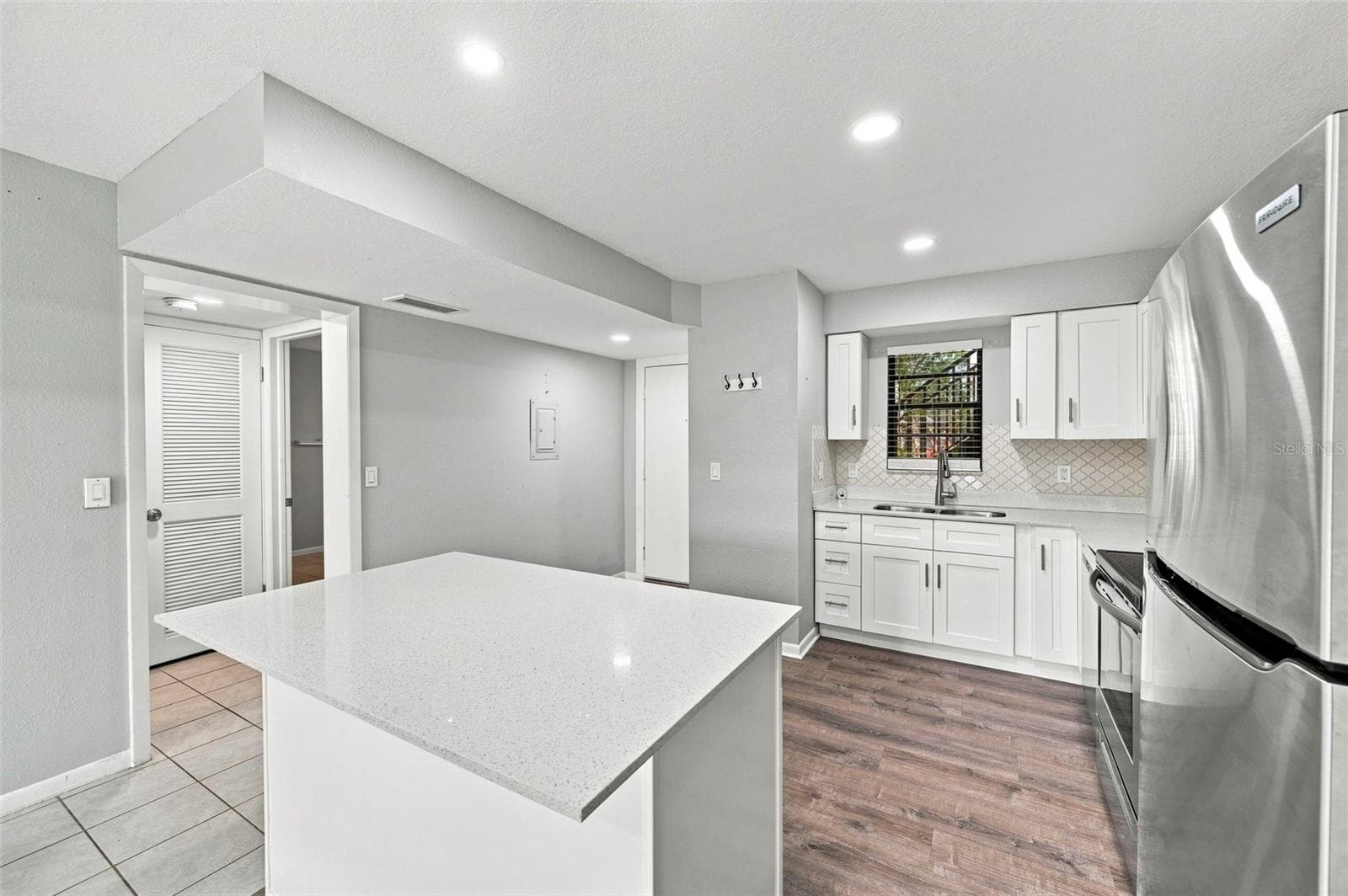 Condominium at 1000 TARPON WOODS BLVD #302, PALM HARBOR, photo 10 of 60