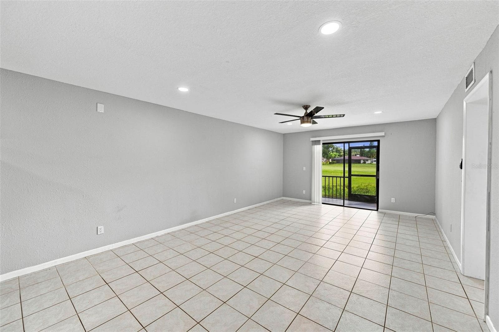 Condominium at 1000 TARPON WOODS BLVD #302, PALM HARBOR, photo 14 of 60