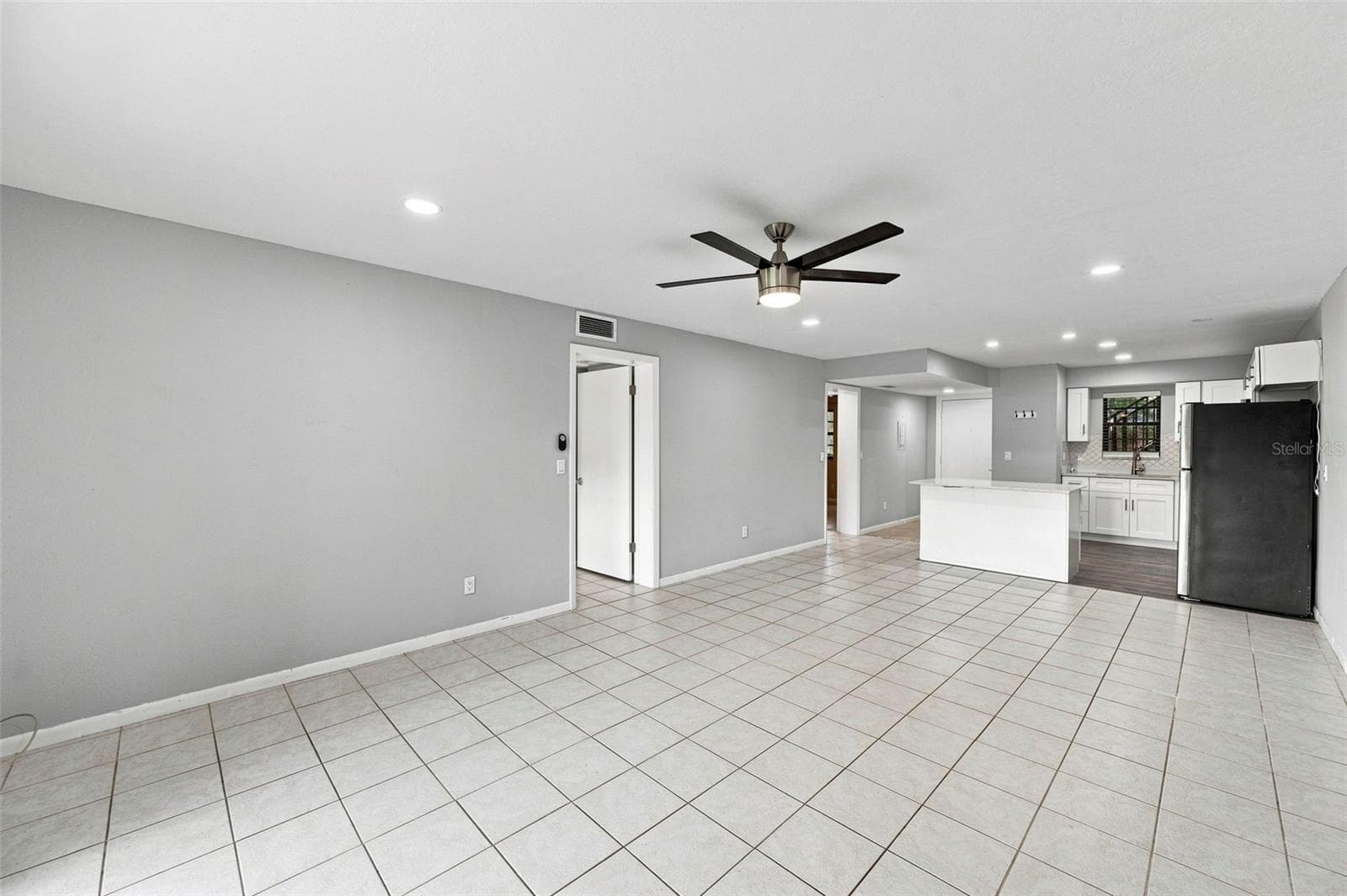 Condominium at 1000 TARPON WOODS BLVD #302, PALM HARBOR, photo 17 of 60