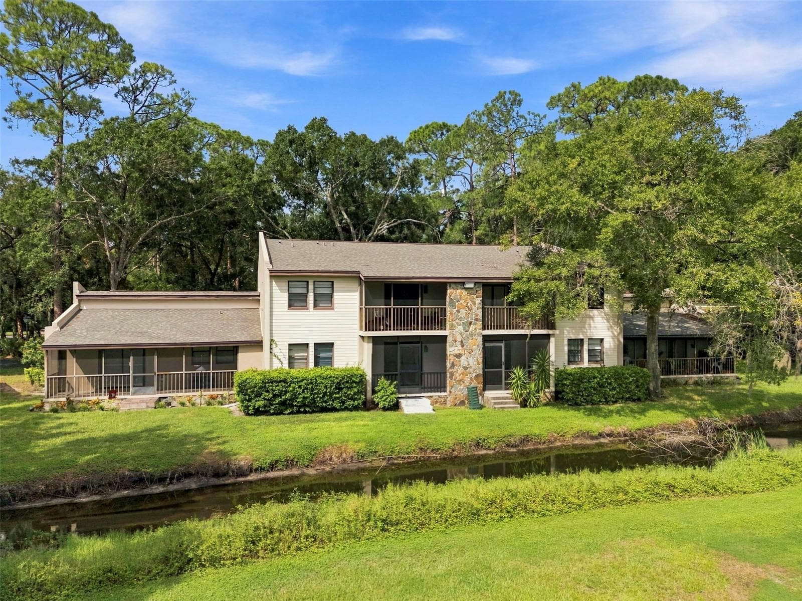 Condominium at 1000 TARPON WOODS BLVD #302, PALM HARBOR, photo 49 of 60