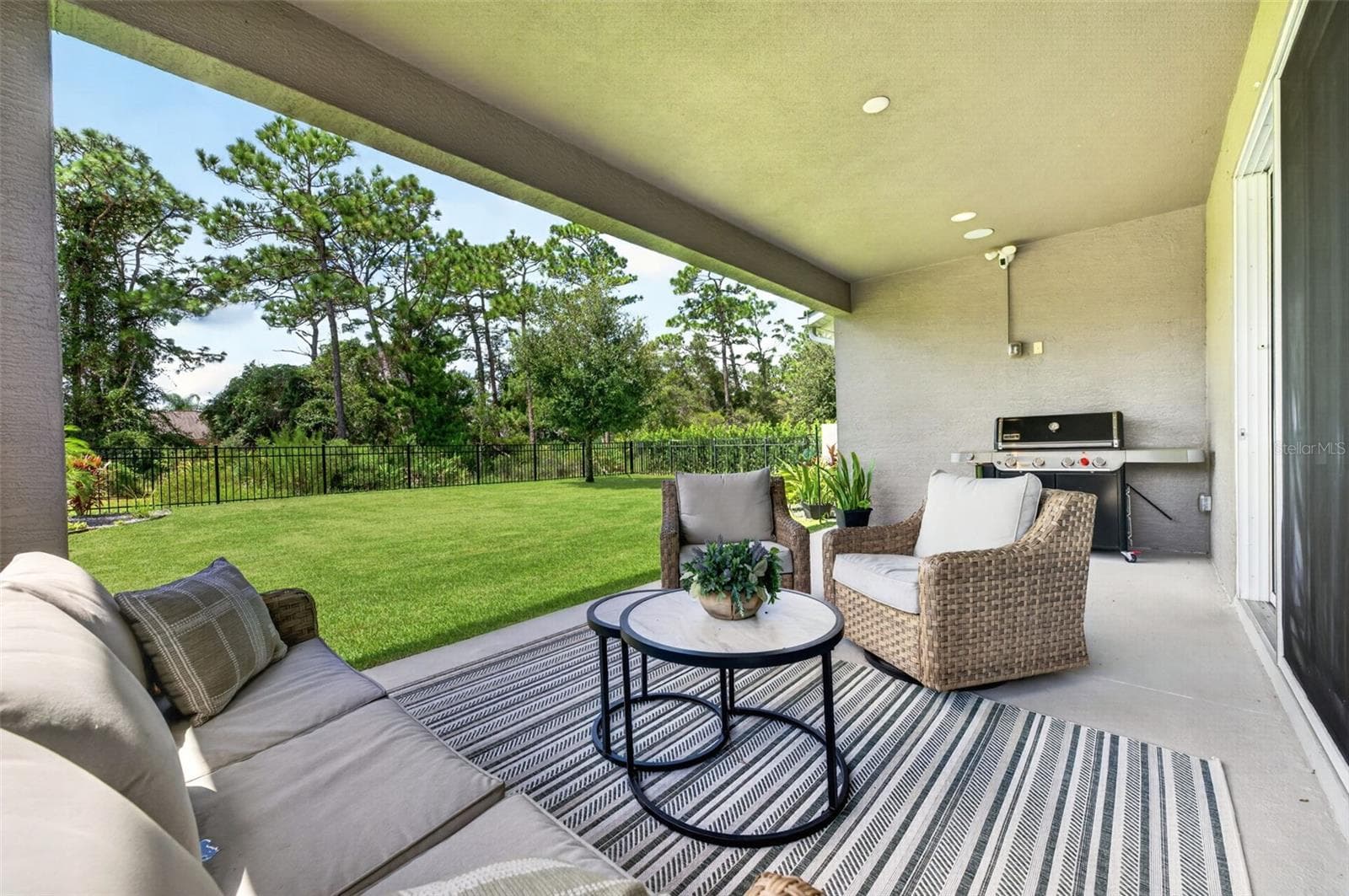 Single Family Residence at 6226 W FALLSGROVE LN, PORT ORANGE, photo 3 of 71