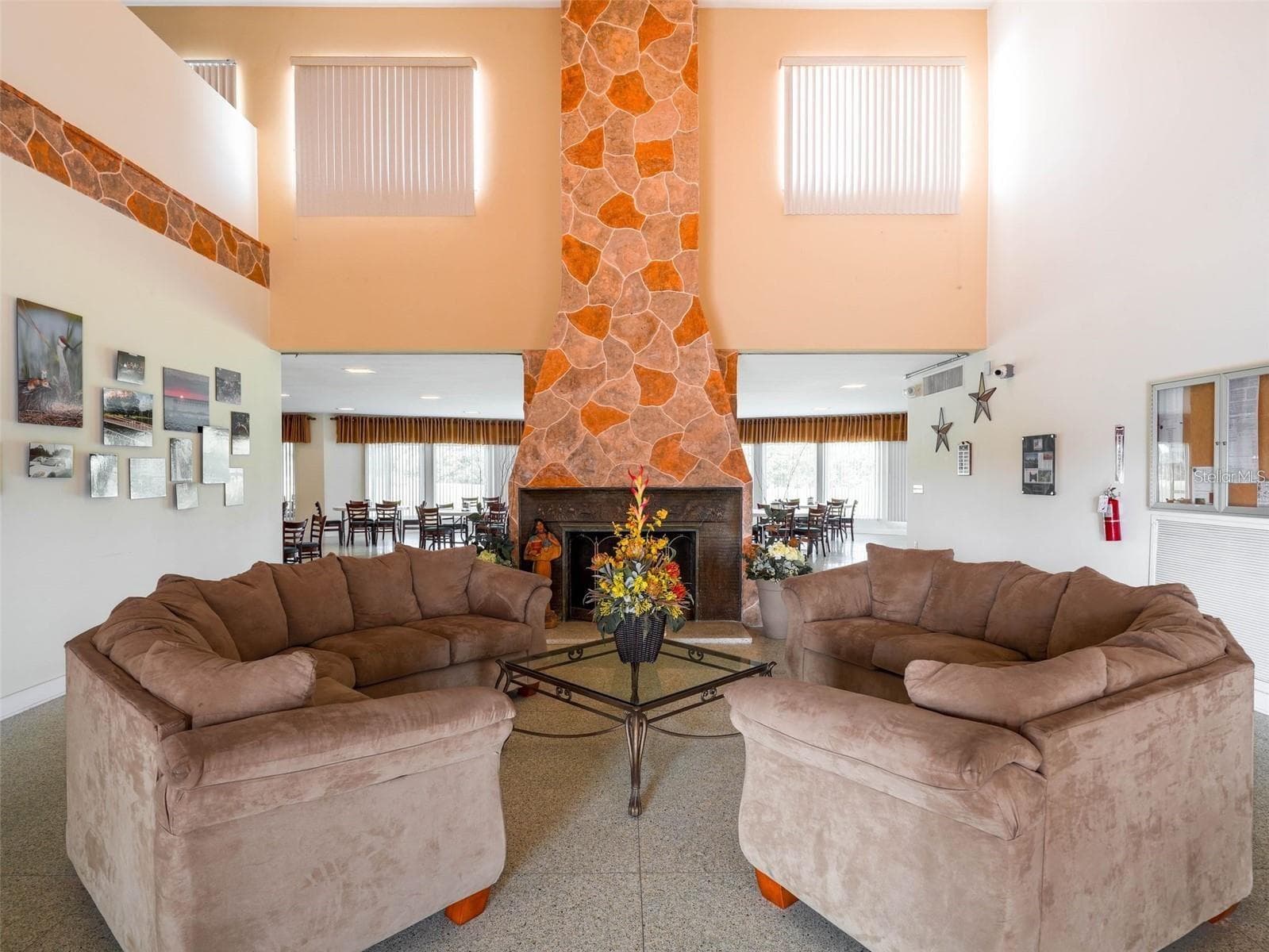 CLUB HOUSE - 2501 PLUMOSA DR, LAKE WALES