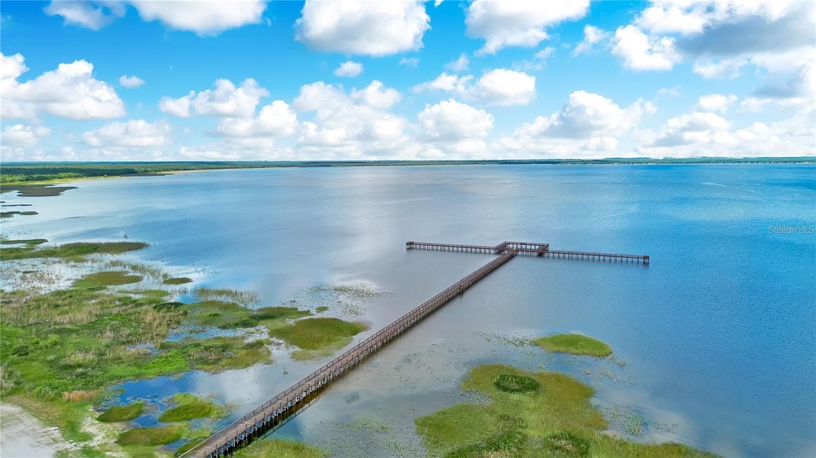 LAKE ACCESS WITH LONG DOCK - 2501 PLUMOSA DR, LAKE WALES