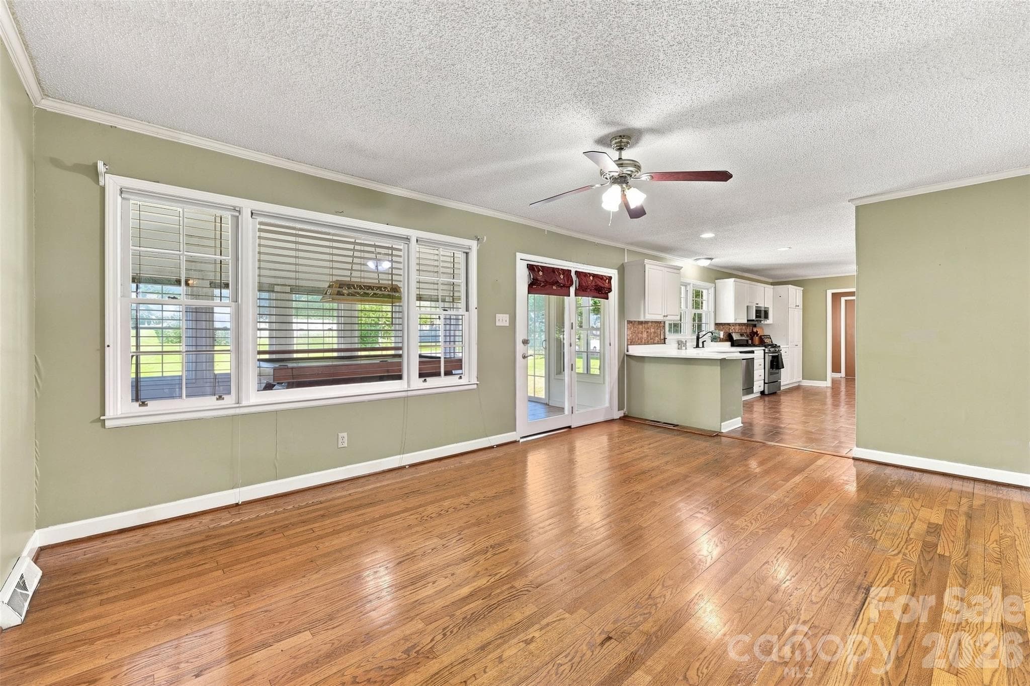 Family Room - 1464 Sullivan Street, Rock Hill