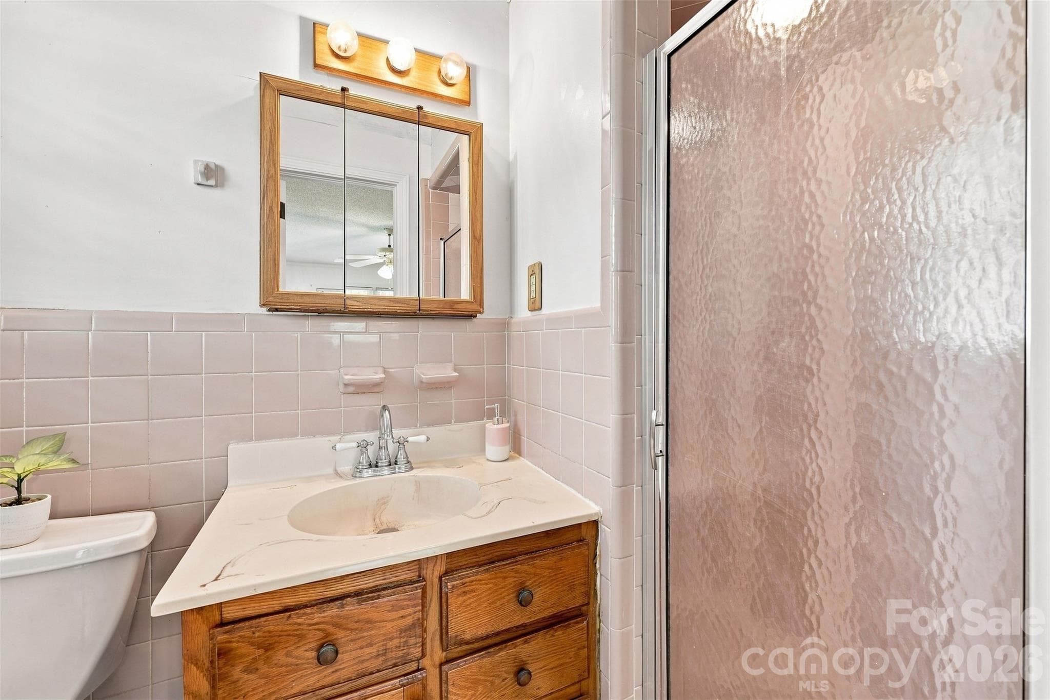 Bathroom - 1464 Sullivan Street, Rock Hill