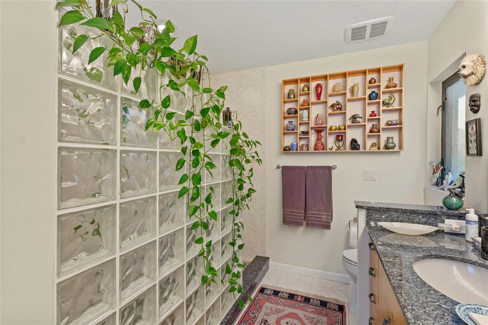 Primary bath, large walk in shower,  double sinks, long vanity - 609 42ND STREET CT W, PALMETTO