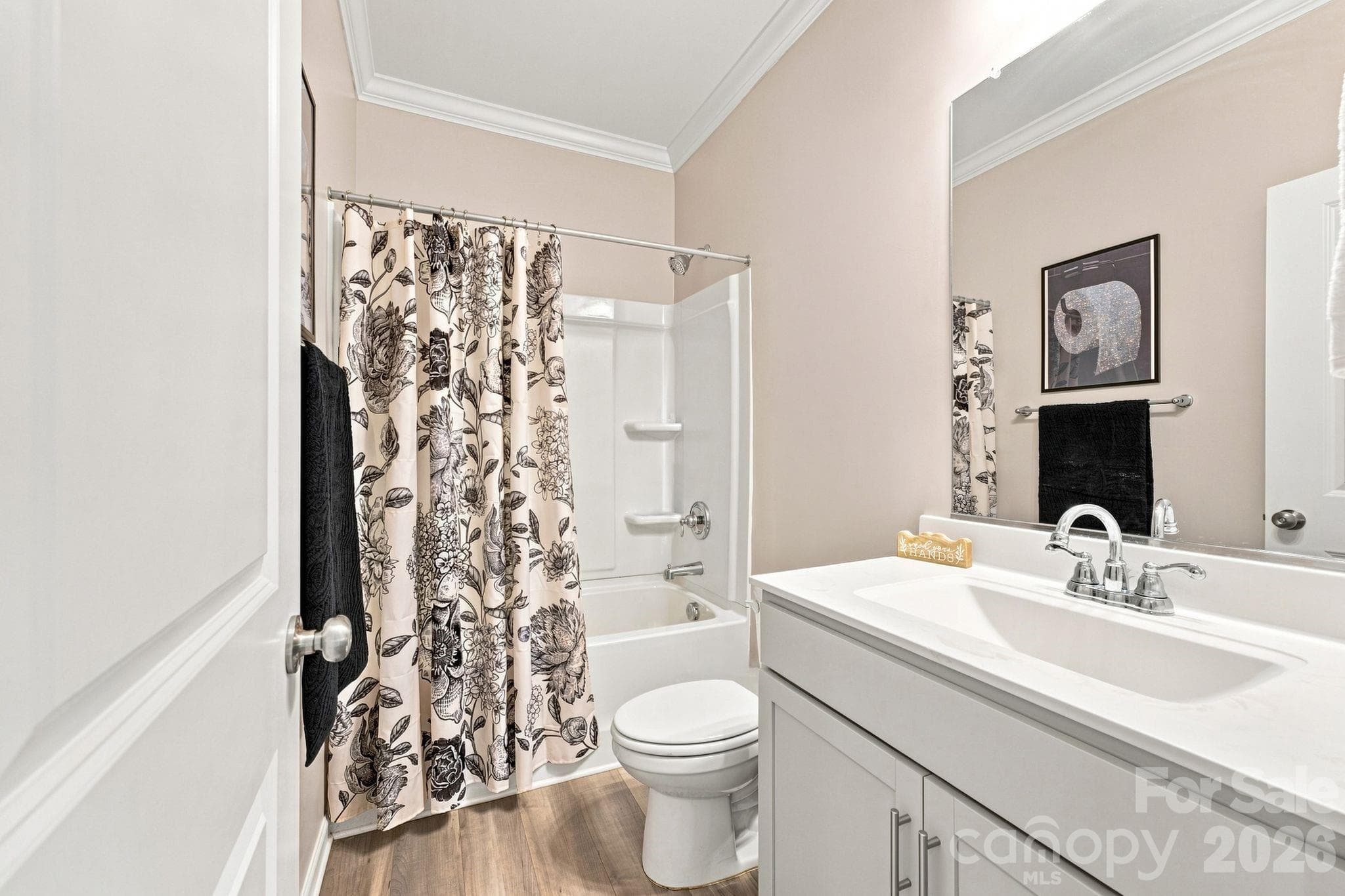 Single Family Residence at 133 Stone Hollow Road, Lexington, photo 15 of 43