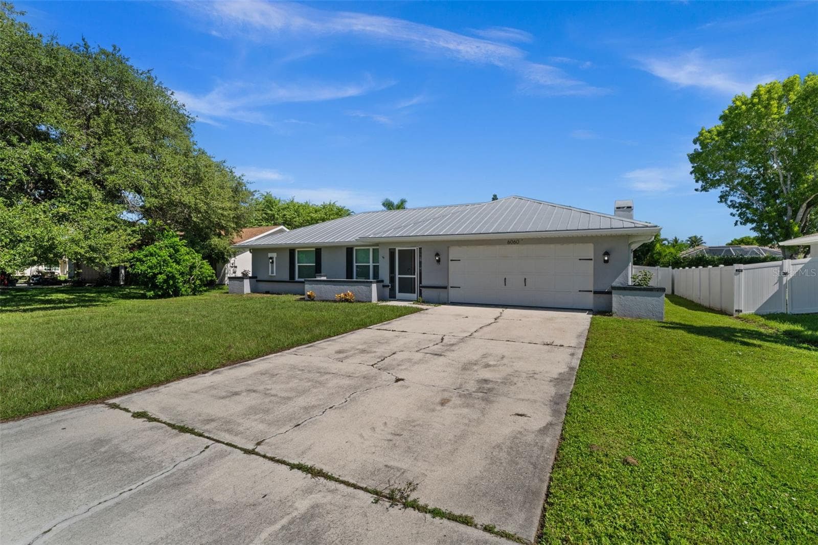 6060 MACBETH LN