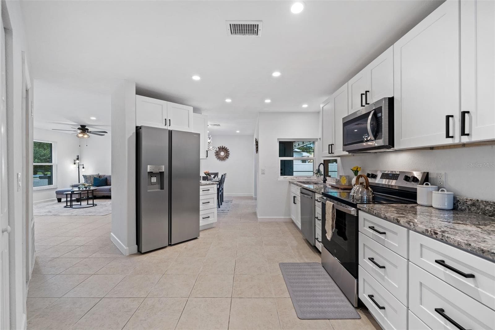 Single Family Residence at 6060 MACBETH LN, FORT MYERS, photo 13 of 47