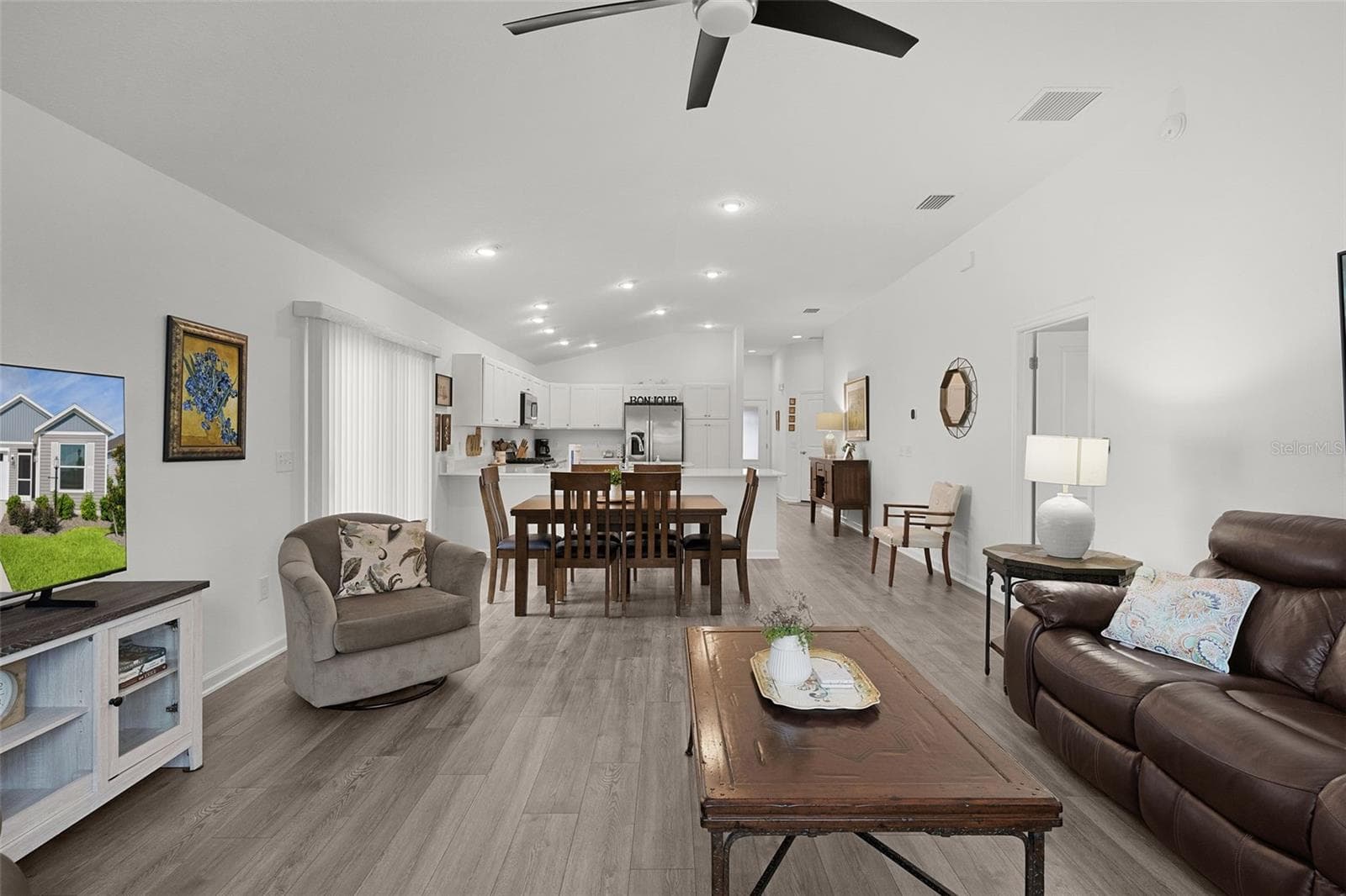 Villa at 6558 HERR CT, THE VILLAGES, photo 11 of 43