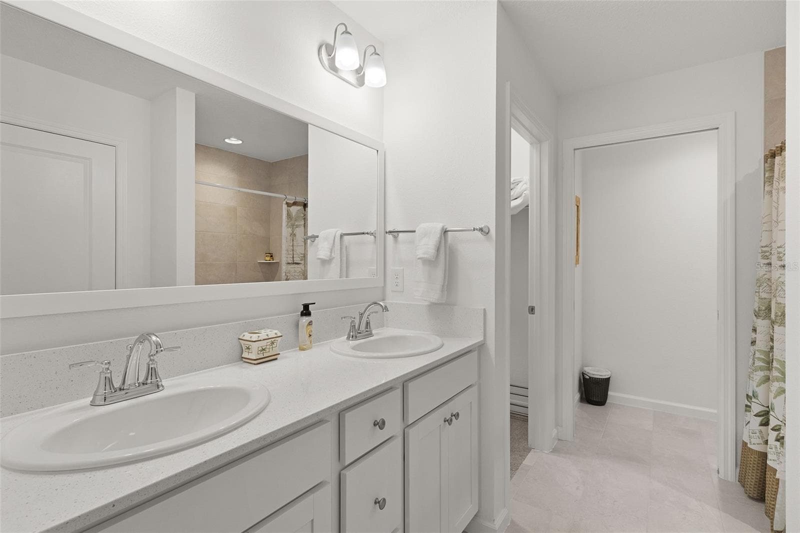 Villa at 6558 HERR CT, THE VILLAGES, photo 22 of 43
