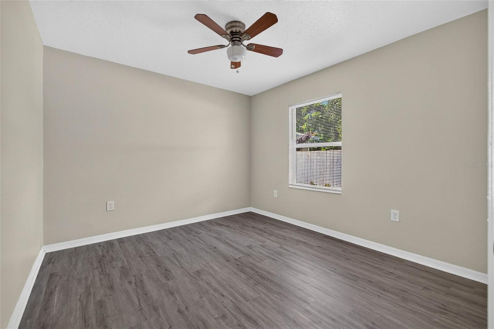Single Family Residence at 4666 11TH AVE S, ST PETERSBURG, photo 12 of 29