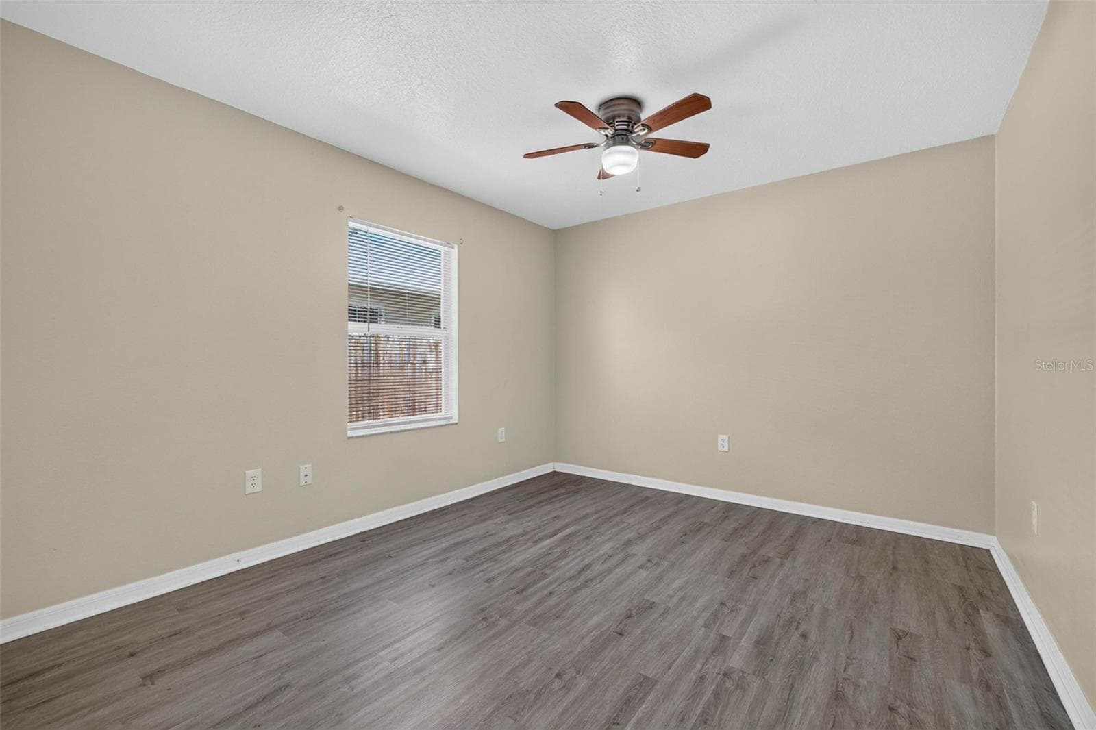 Single Family Residence at 4666 11TH AVE S, ST PETERSBURG, photo 13 of 29