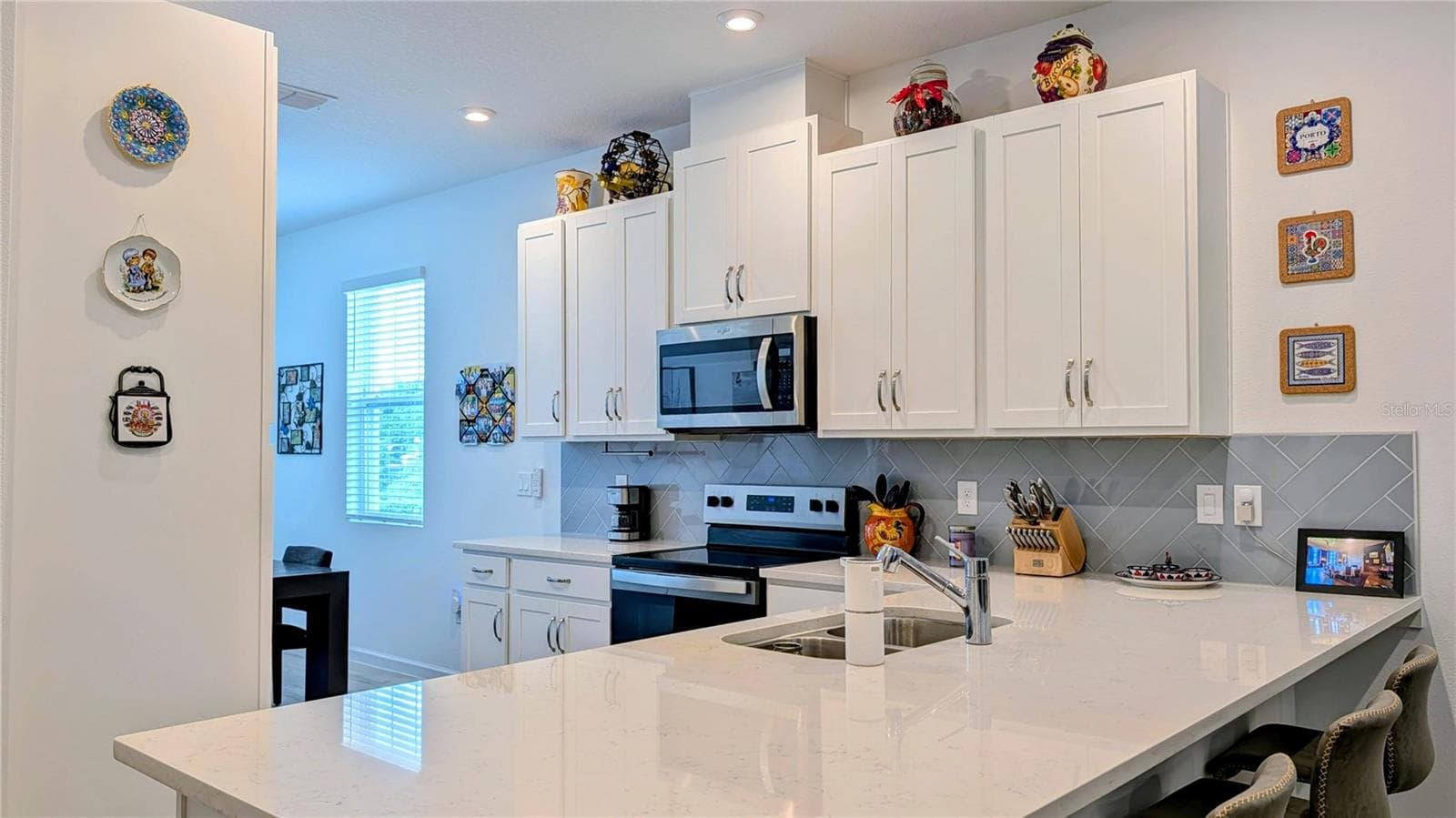 Townhouse at 1378 TARFLOWER DR, WINTER SPRINGS, photo 6 of 28