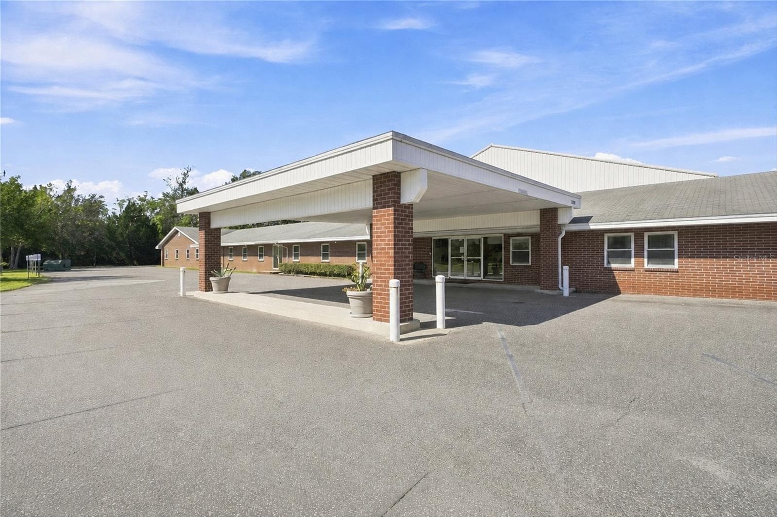 Assembly Building at 7602 KENYA ST, JACKSONVILLE, photo 6 of 100