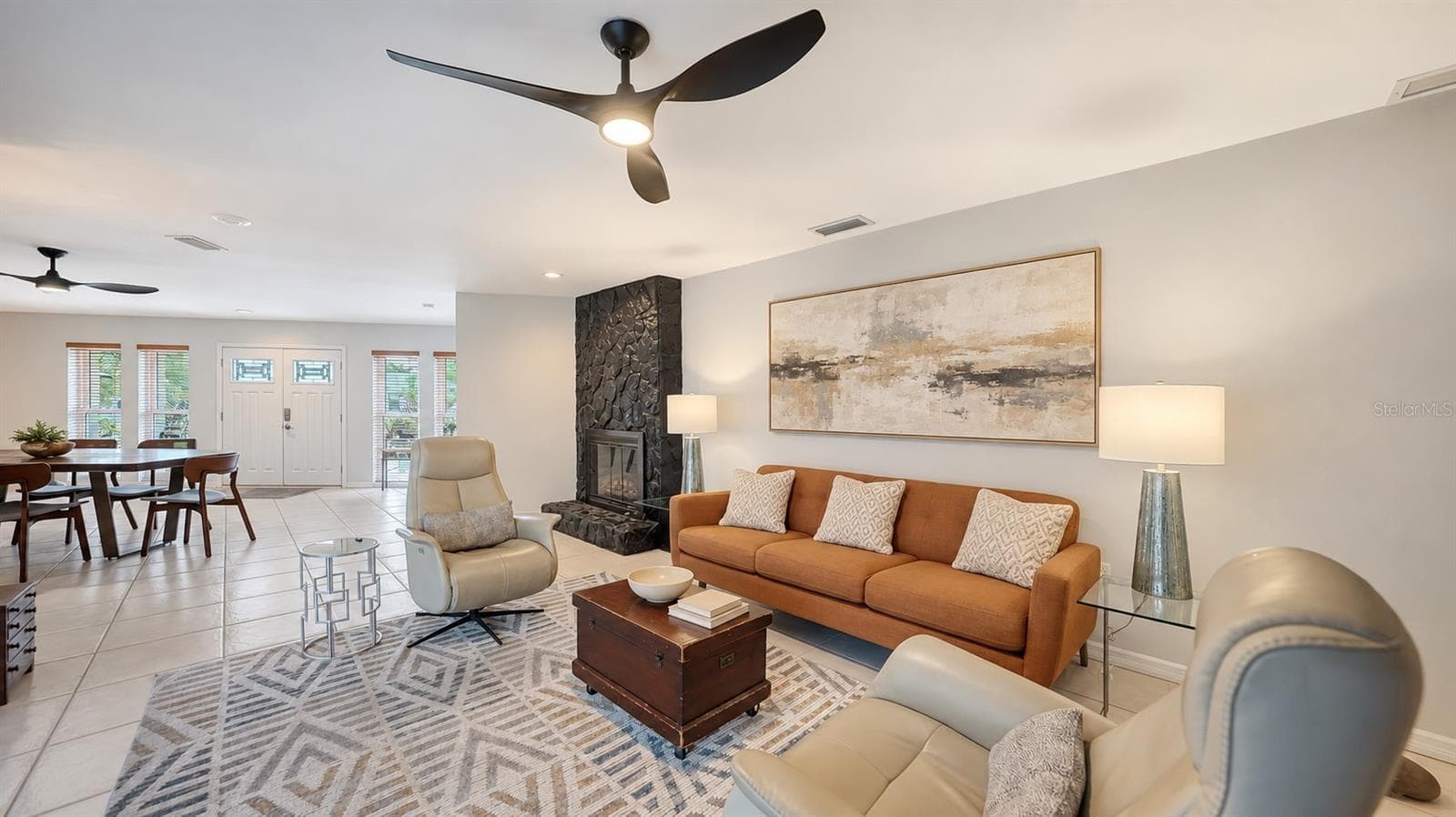 Single Family Residence at 5211 INVERNESS DR, SARASOTA, photo 11 of 37