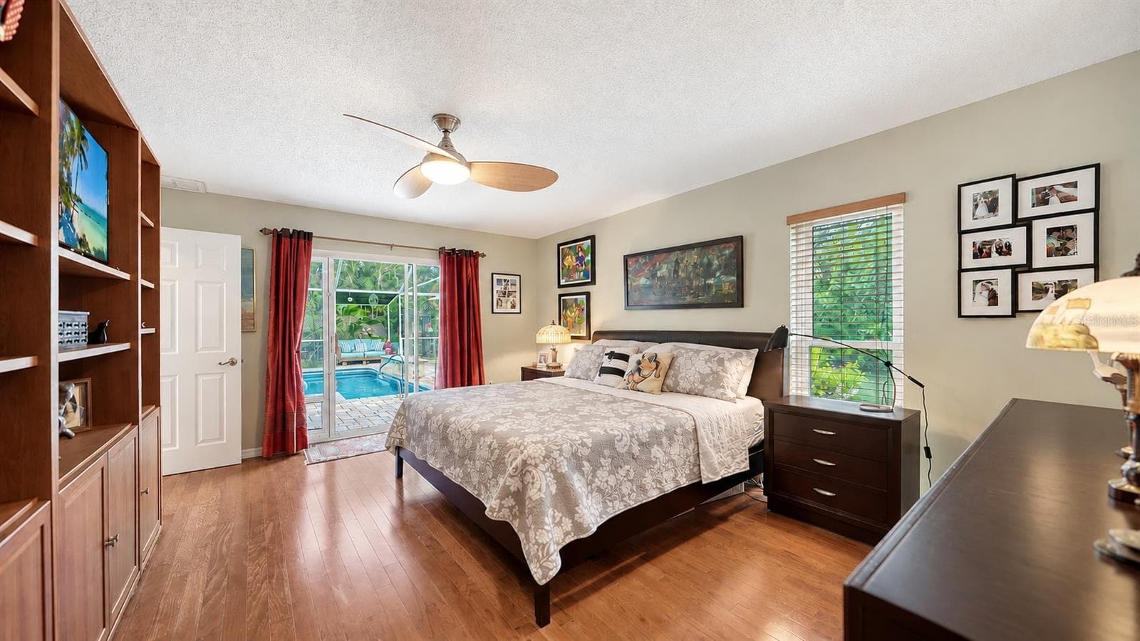 Single Family Residence at 5211 INVERNESS DR, SARASOTA, photo 14 of 37