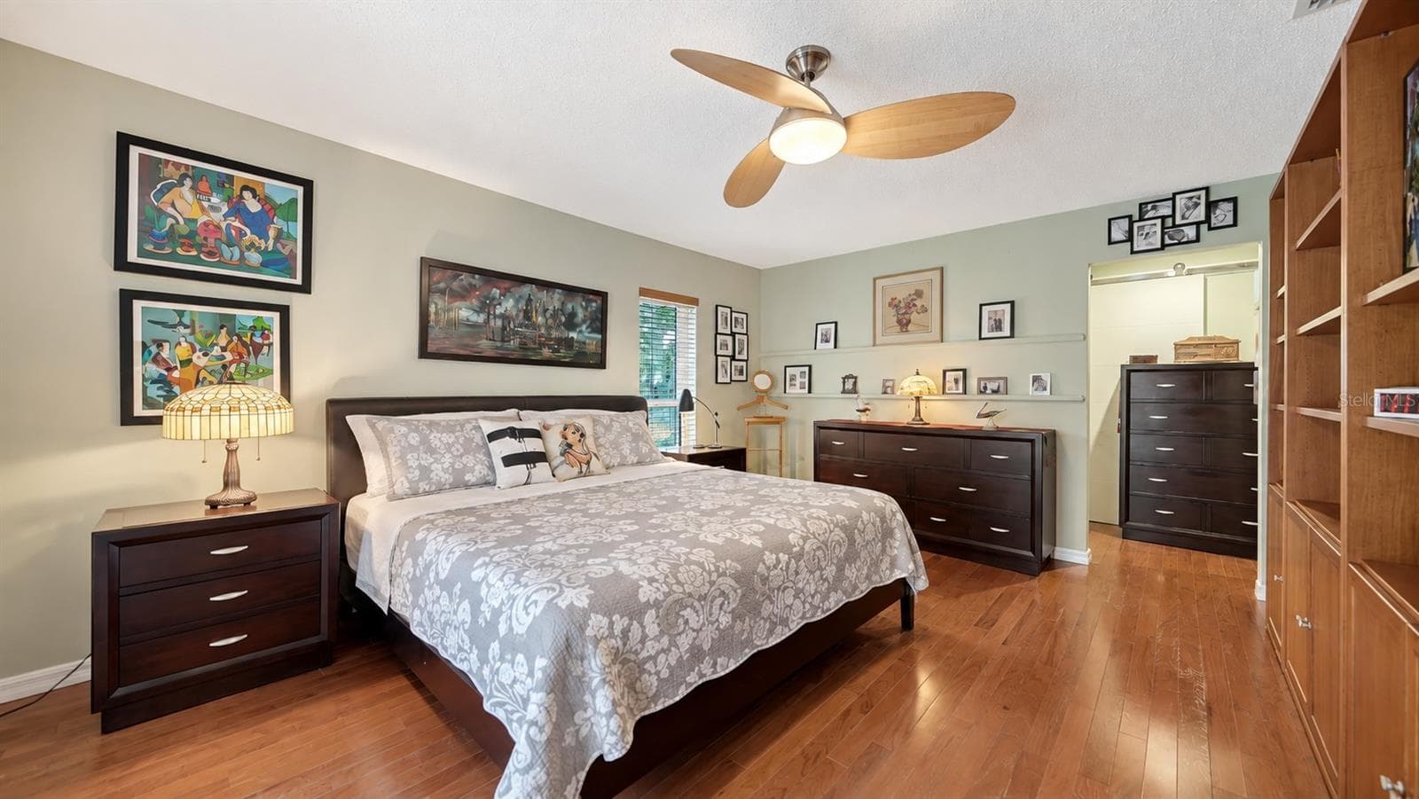 Single Family Residence at 5211 INVERNESS DR, SARASOTA, photo 15 of 37