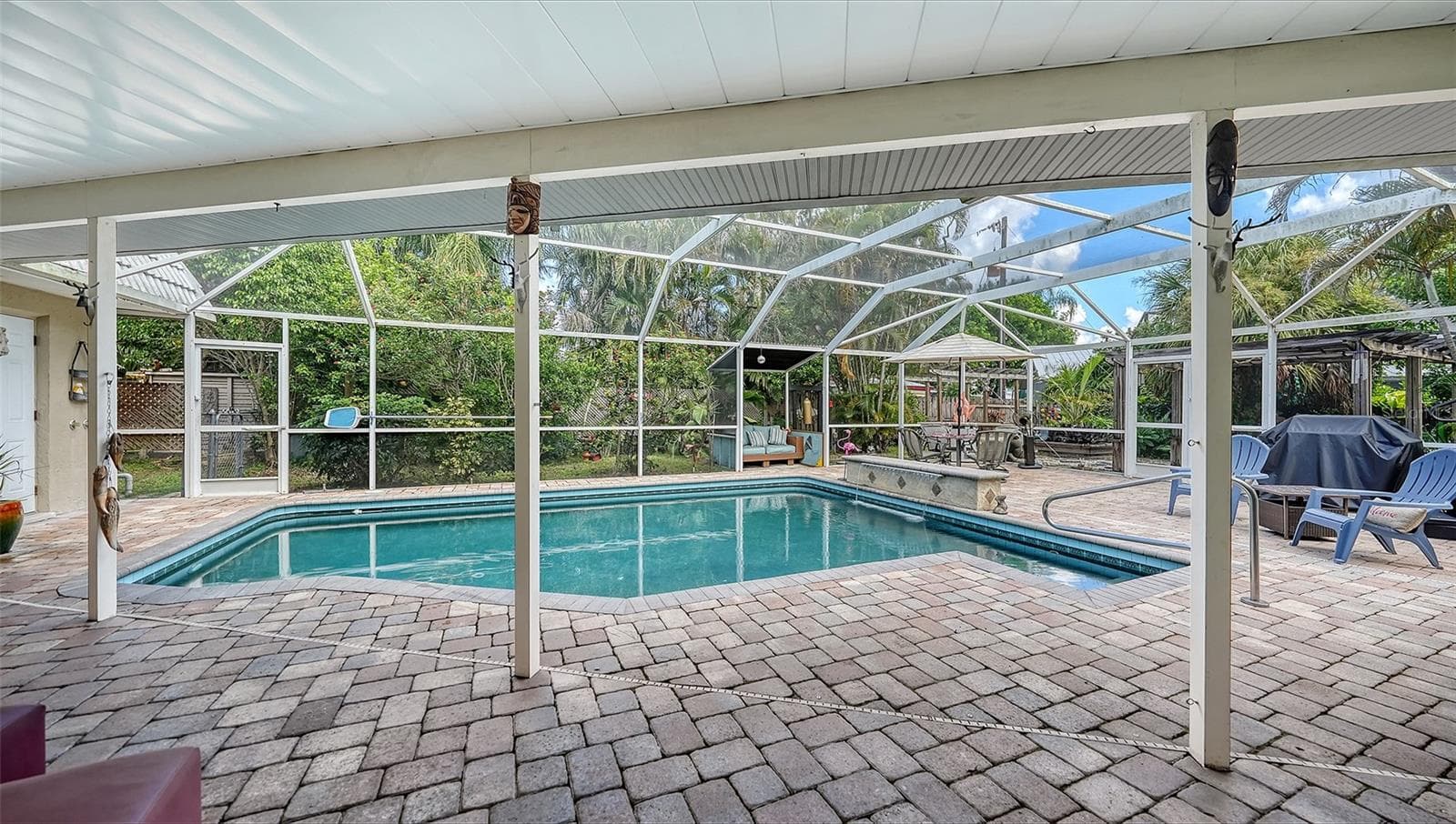 Single Family Residence at 5211 INVERNESS DR, SARASOTA, photo 22 of 37
