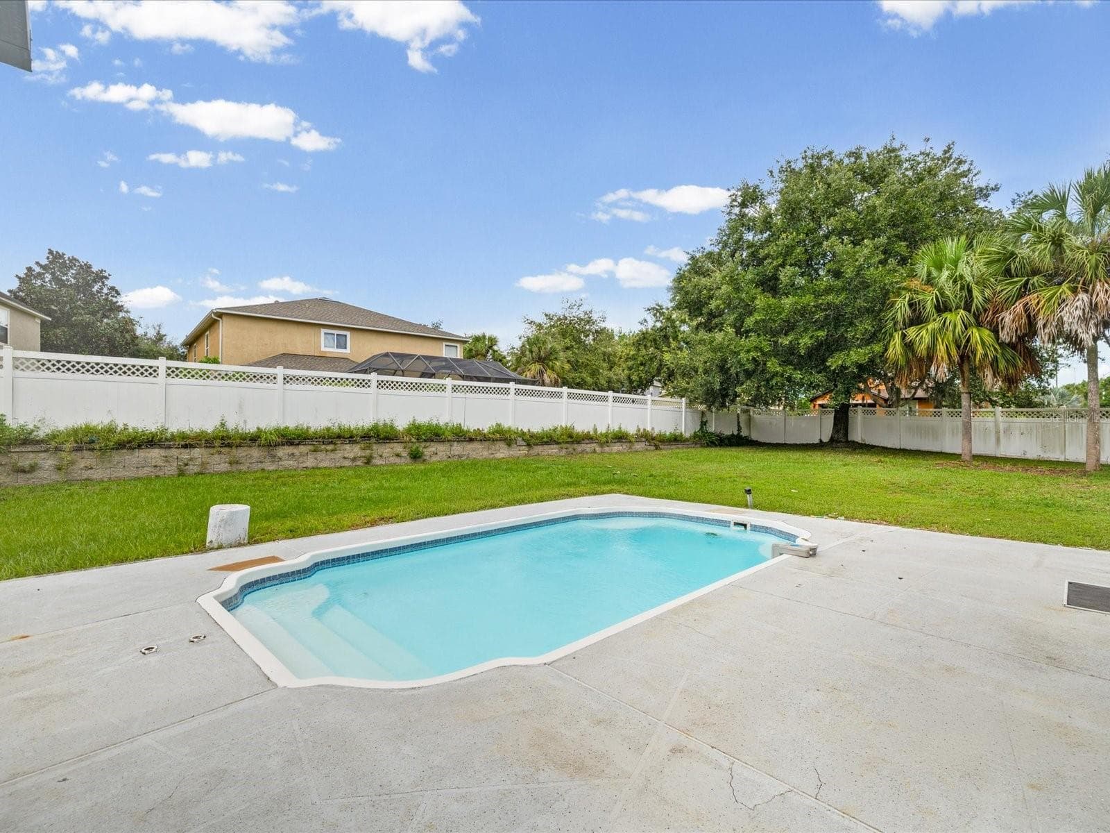 Single Family Residence at 7335 BRIDGEVIEW DR, WESLEY CHAPEL, photo 2 of 90