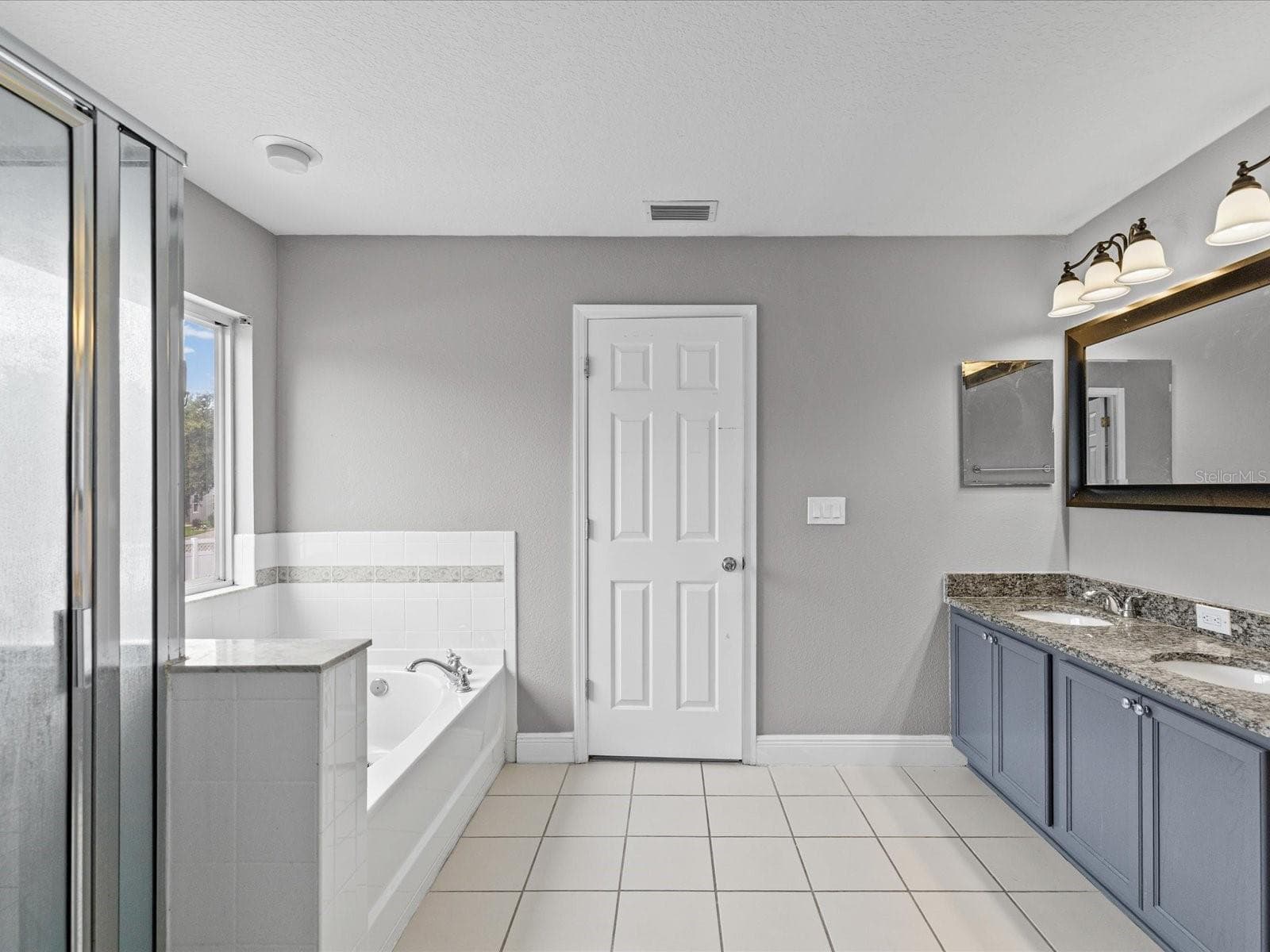 Single Family Residence at 7335 BRIDGEVIEW DR, WESLEY CHAPEL, photo 4 of 90