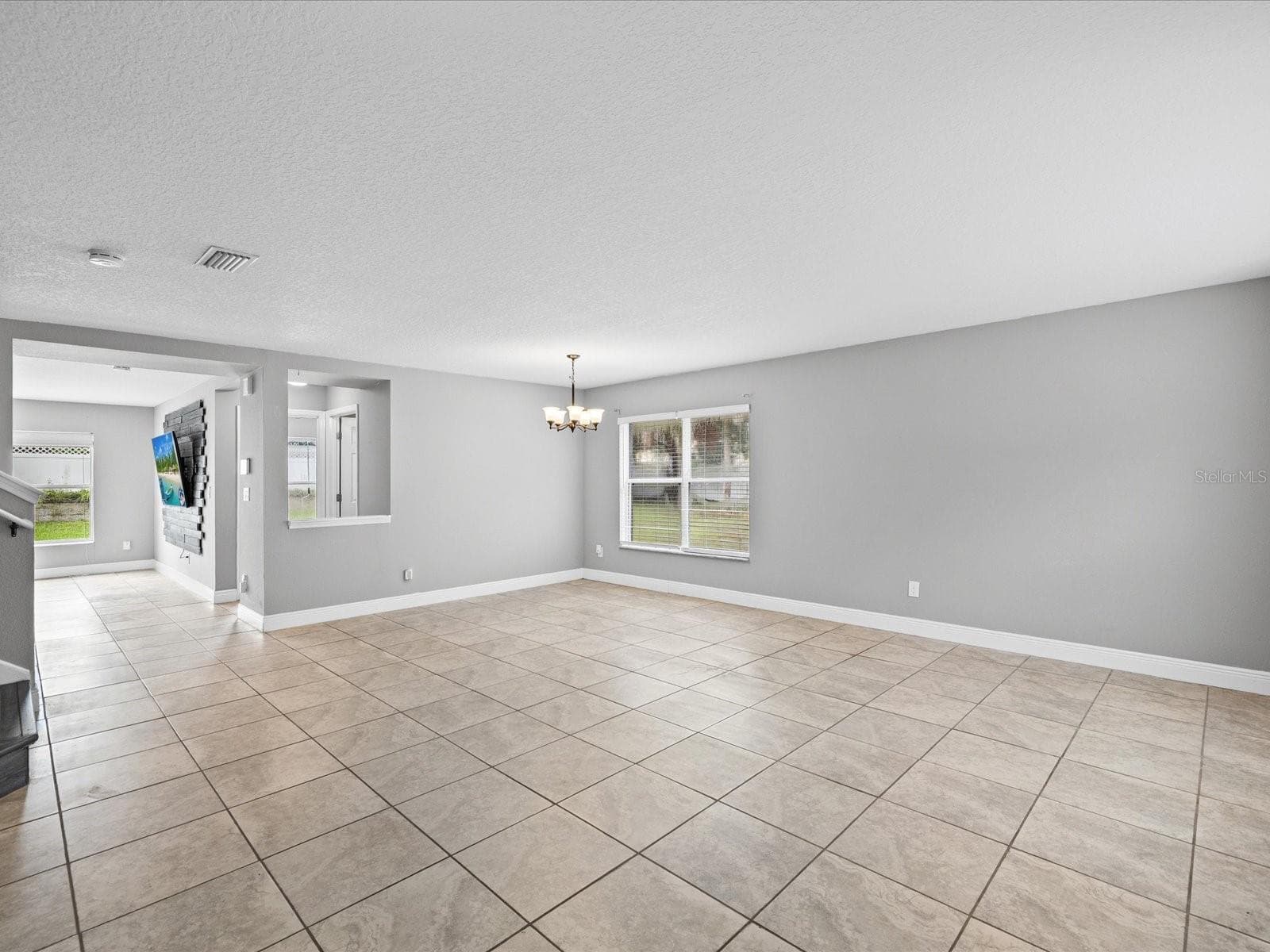 Single Family Residence at 7335 BRIDGEVIEW DR, WESLEY CHAPEL, photo 8 of 90