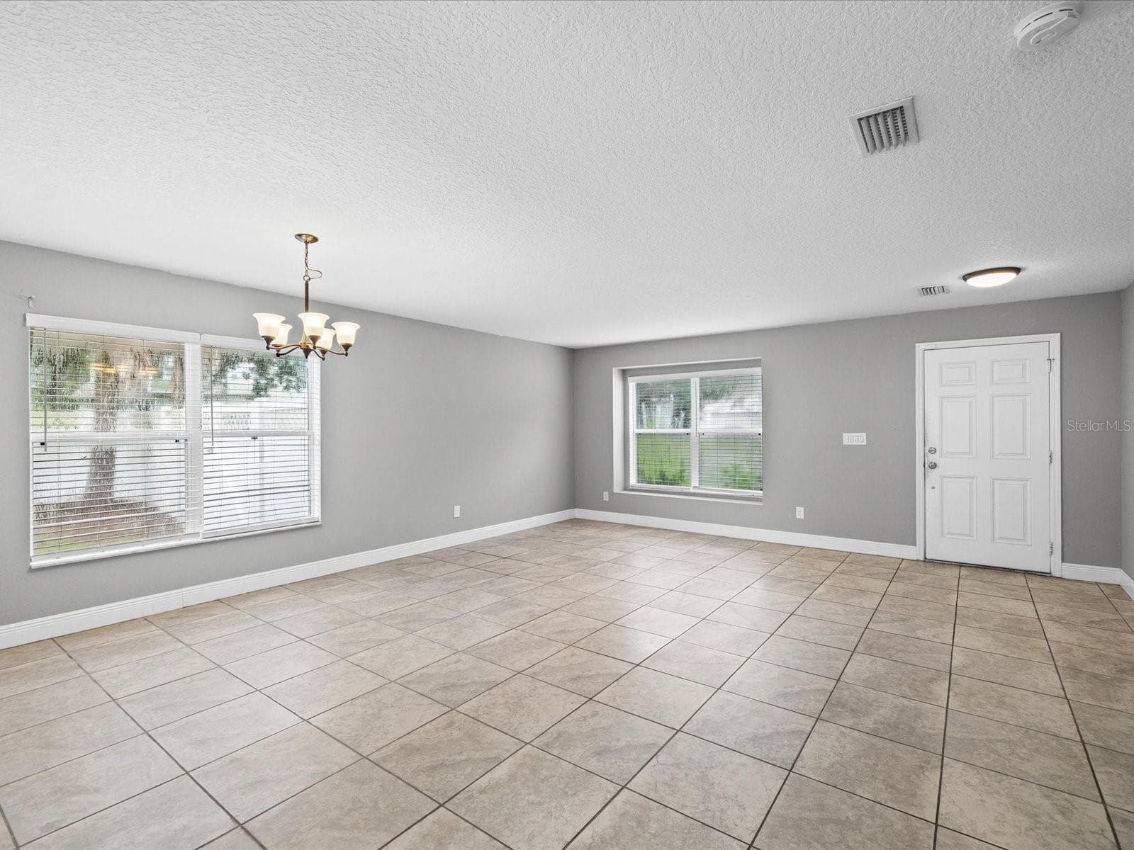 Single Family Residence at 7335 BRIDGEVIEW DR, WESLEY CHAPEL, photo 9 of 90