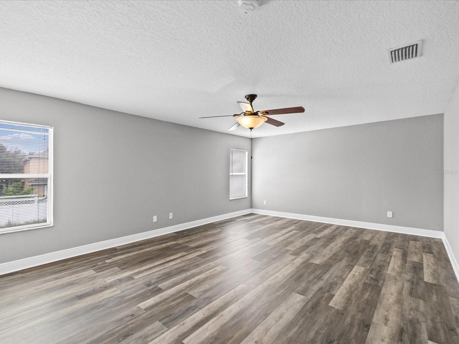 Single Family Residence at 7335 BRIDGEVIEW DR, WESLEY CHAPEL, photo 31 of 90