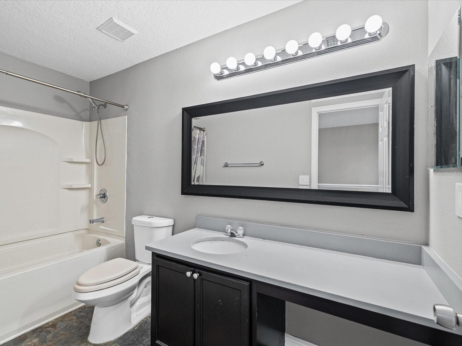 Single Family Residence at 7335 BRIDGEVIEW DR, WESLEY CHAPEL, photo 38 of 90