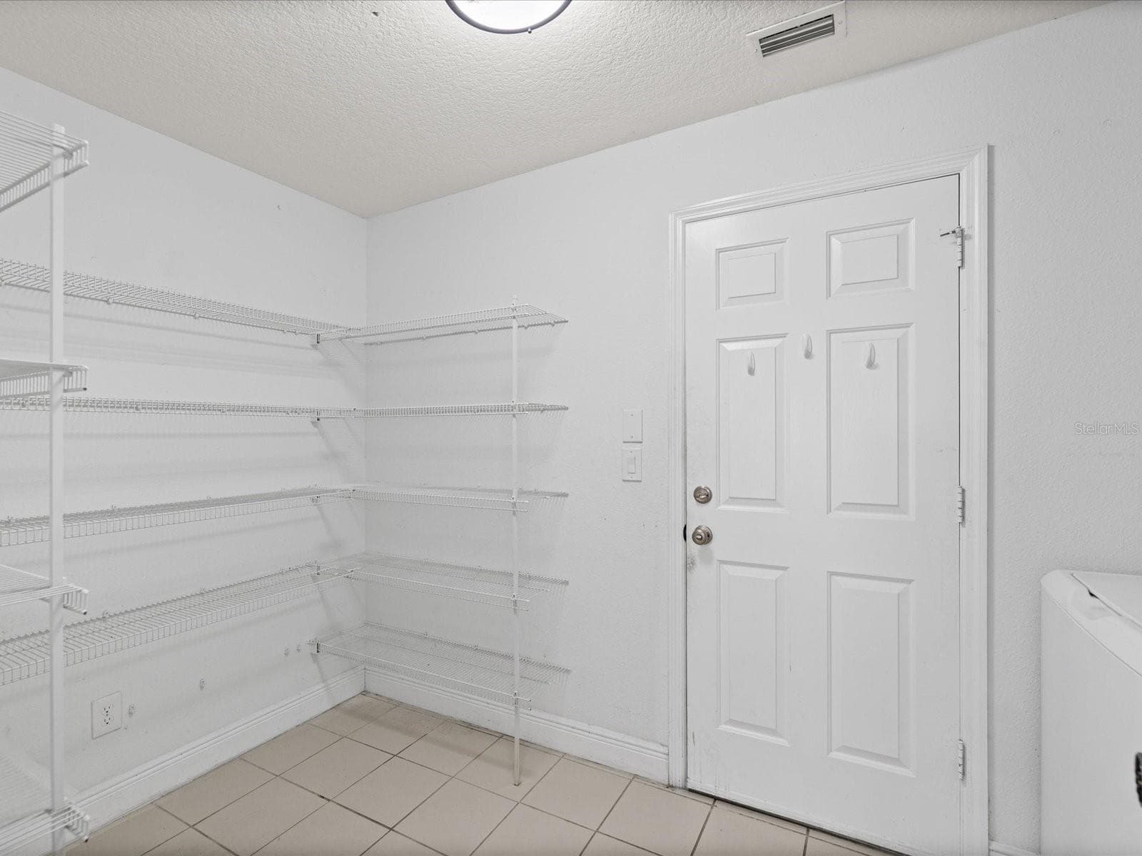 Single Family Residence at 7335 BRIDGEVIEW DR, WESLEY CHAPEL, photo 46 of 90