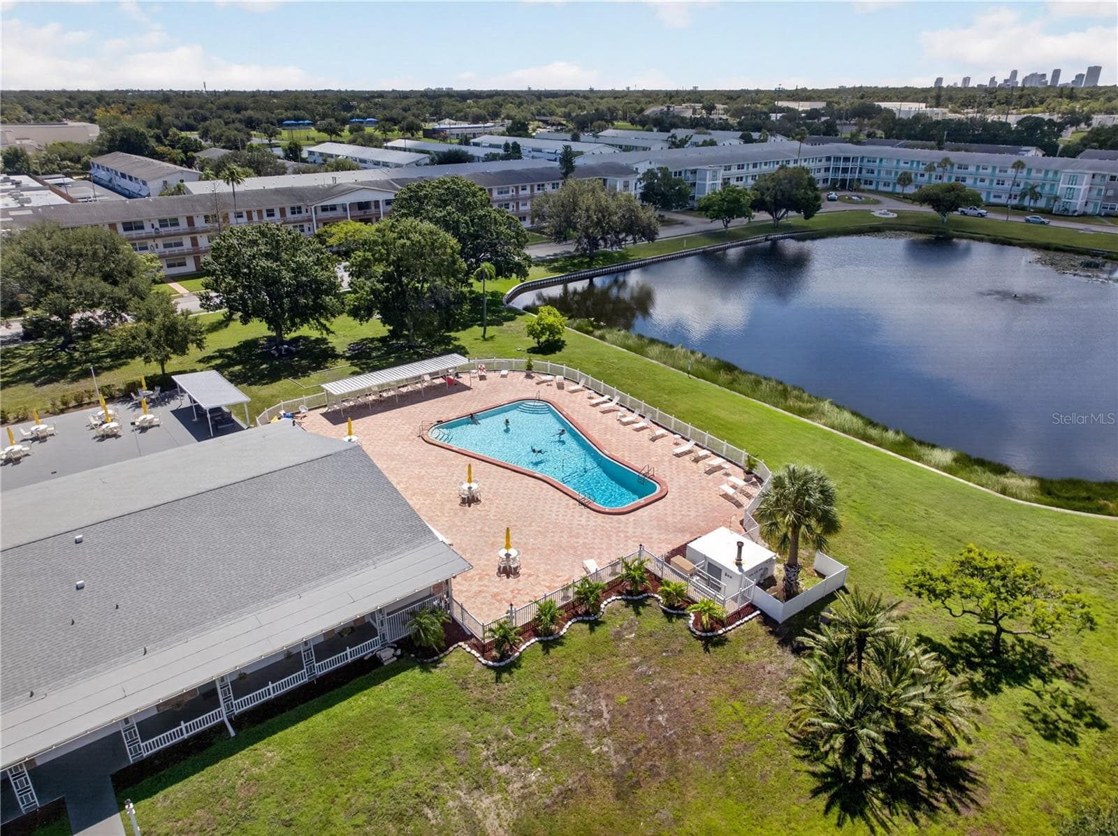 Condominium at 6050 21ST ST N #20, ST PETERSBURG, photo 21 of 30