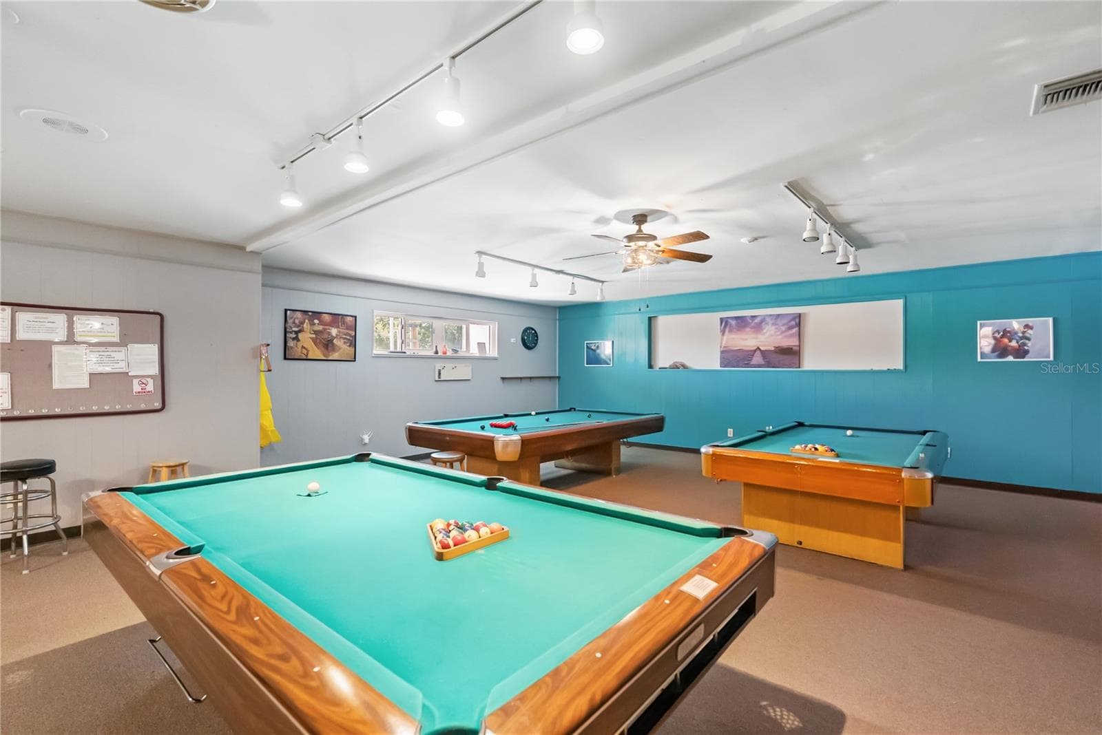Game room - 6050 21ST ST N #20, ST PETERSBURG
