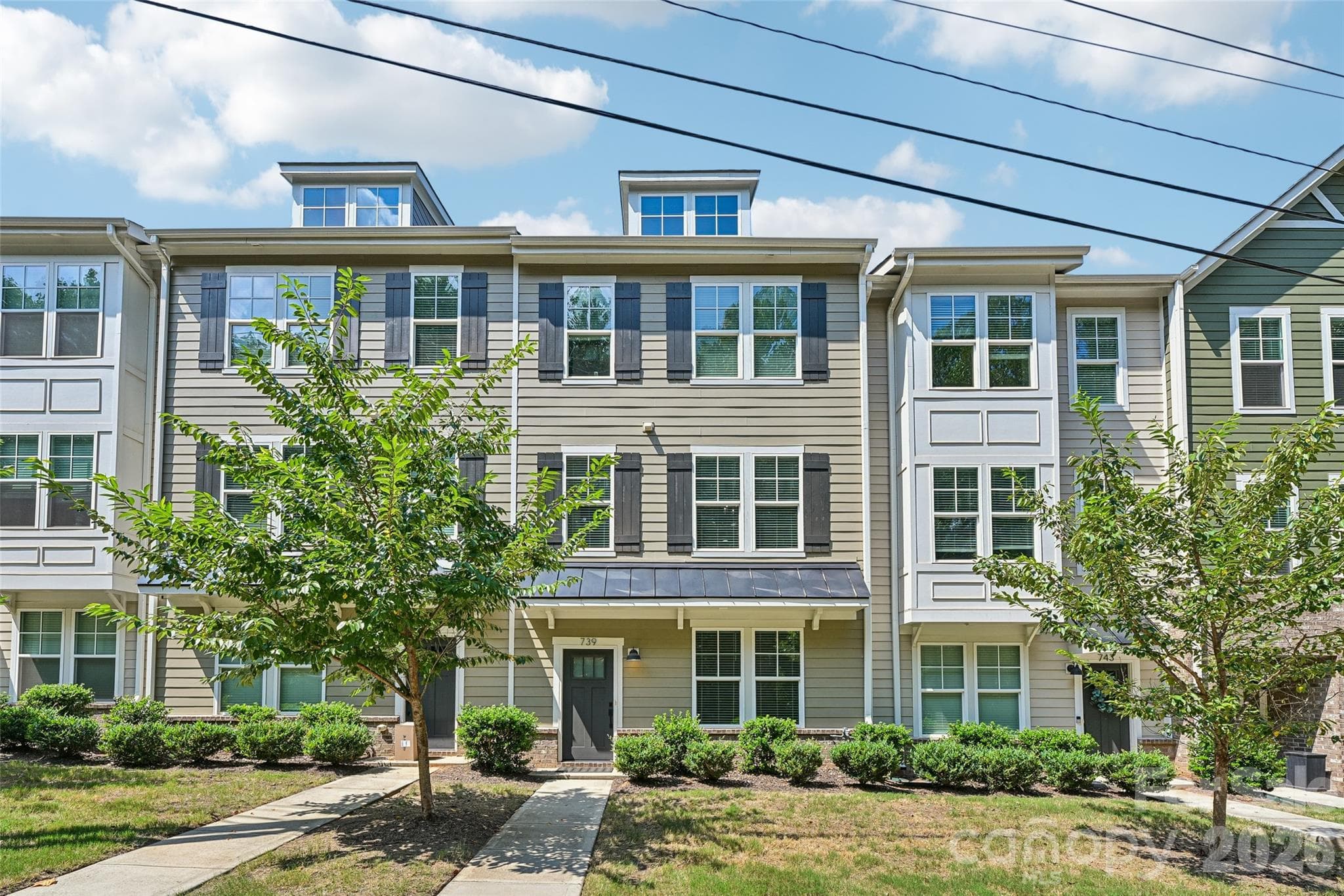 Townhouse at 739 Beaty Street, Davidson, photo 2 of 42