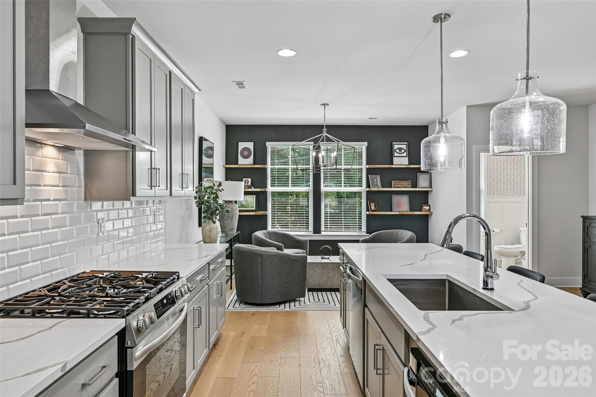 Townhouse at 739 Beaty Street, Davidson, photo 13 of 42