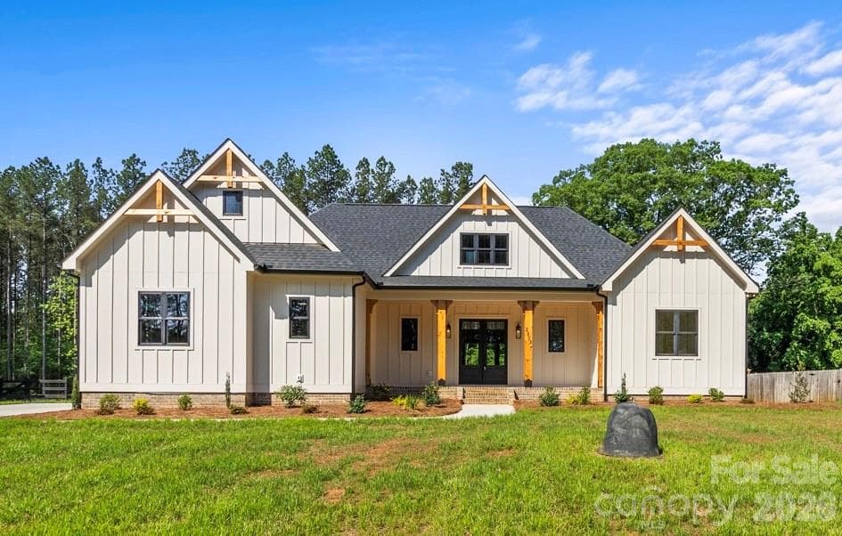 Single Family Residence at Lincolnton, photo 2 of 49