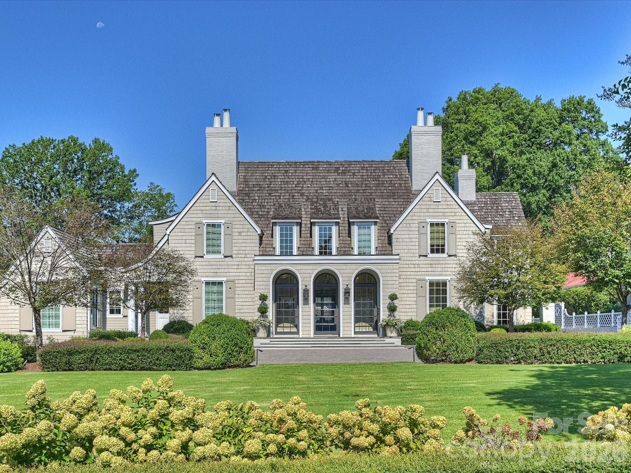 2414 Forest Drive