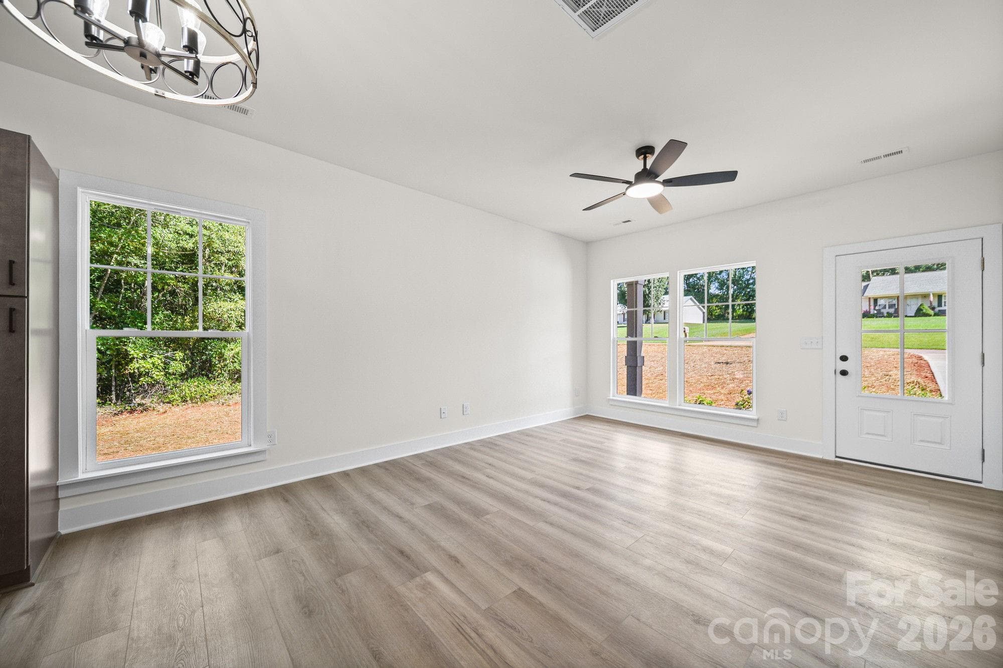 Single Family Residence at 1074 Lyndsey Brook Court, Lincolnton, photo 5 of 40