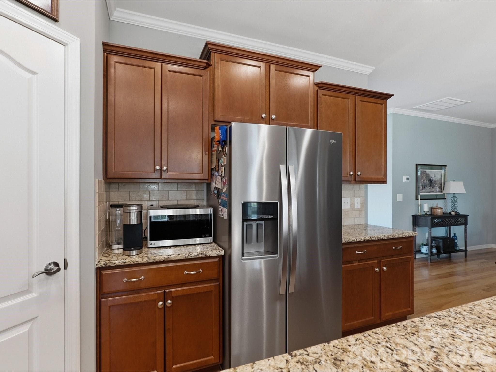 Single Family Residence at 247 Fordham Court, Lancaster, photo 17 of 44
