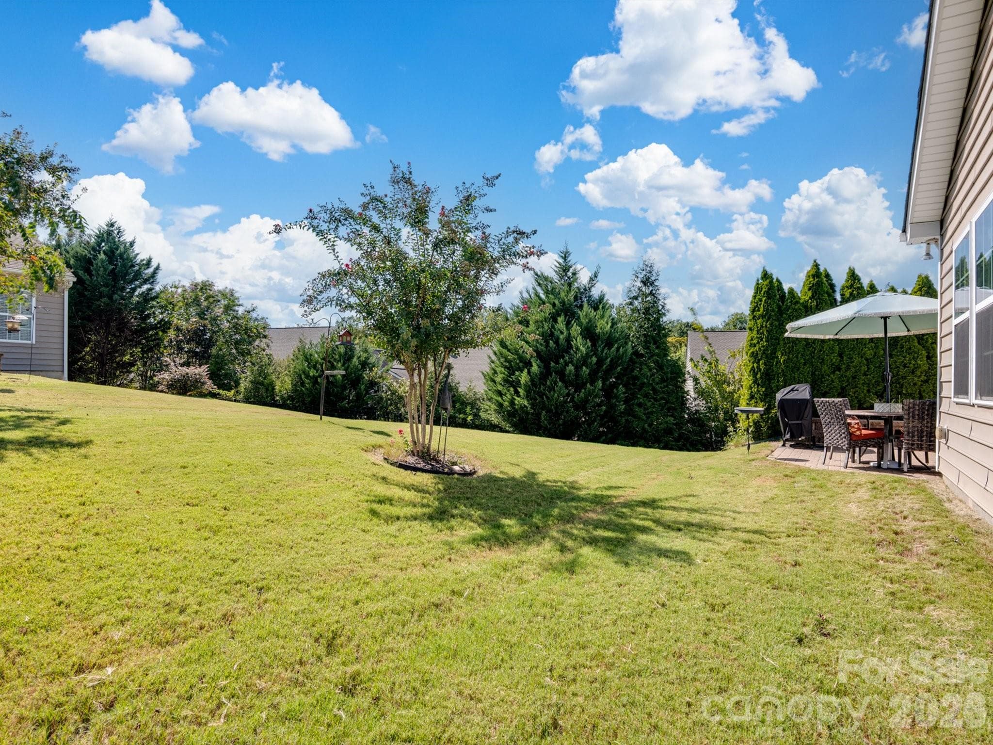 Single Family Residence at 247 Fordham Court, Lancaster, photo 29 of 44