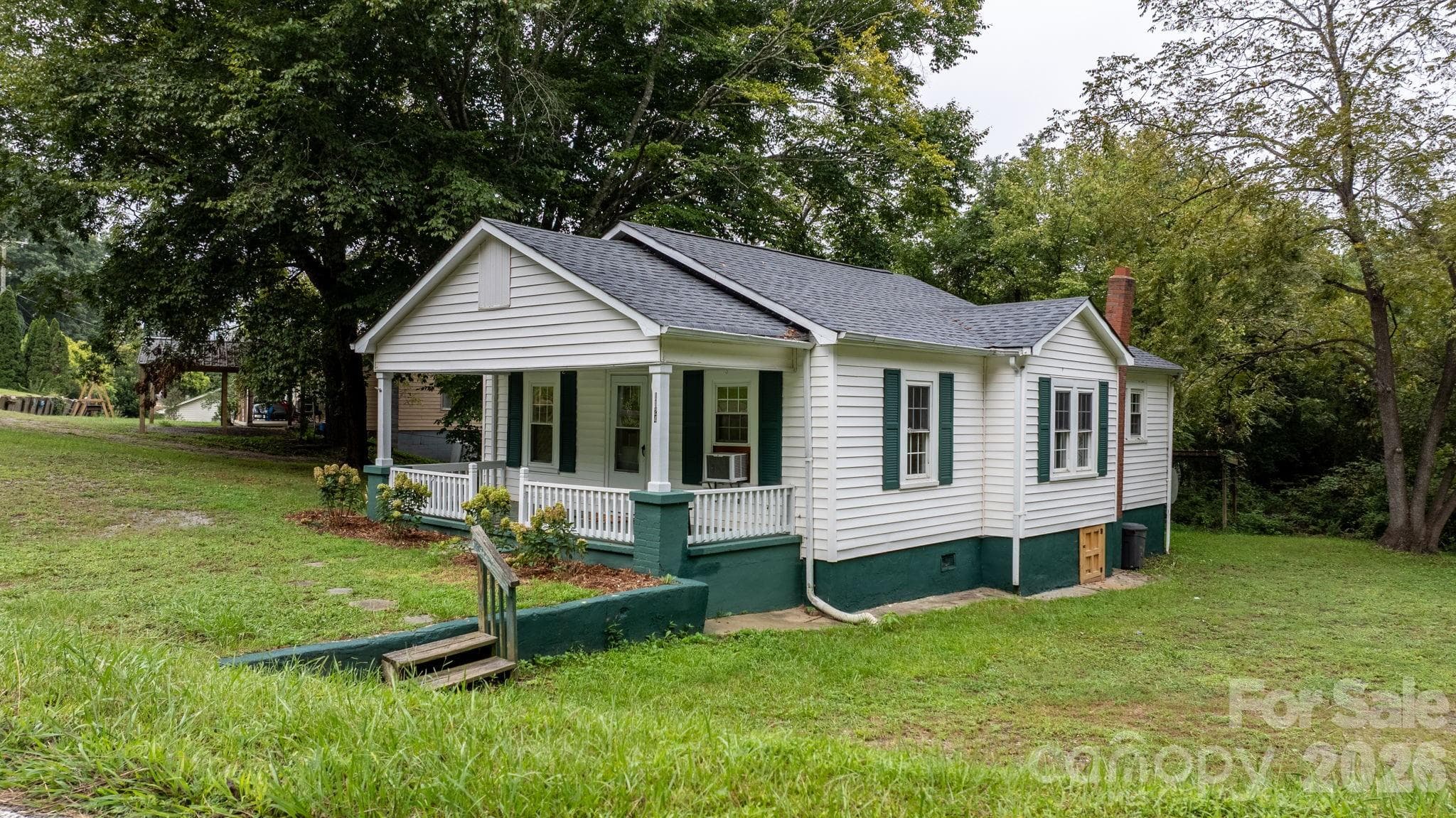 1124 Bradford Mountain Road