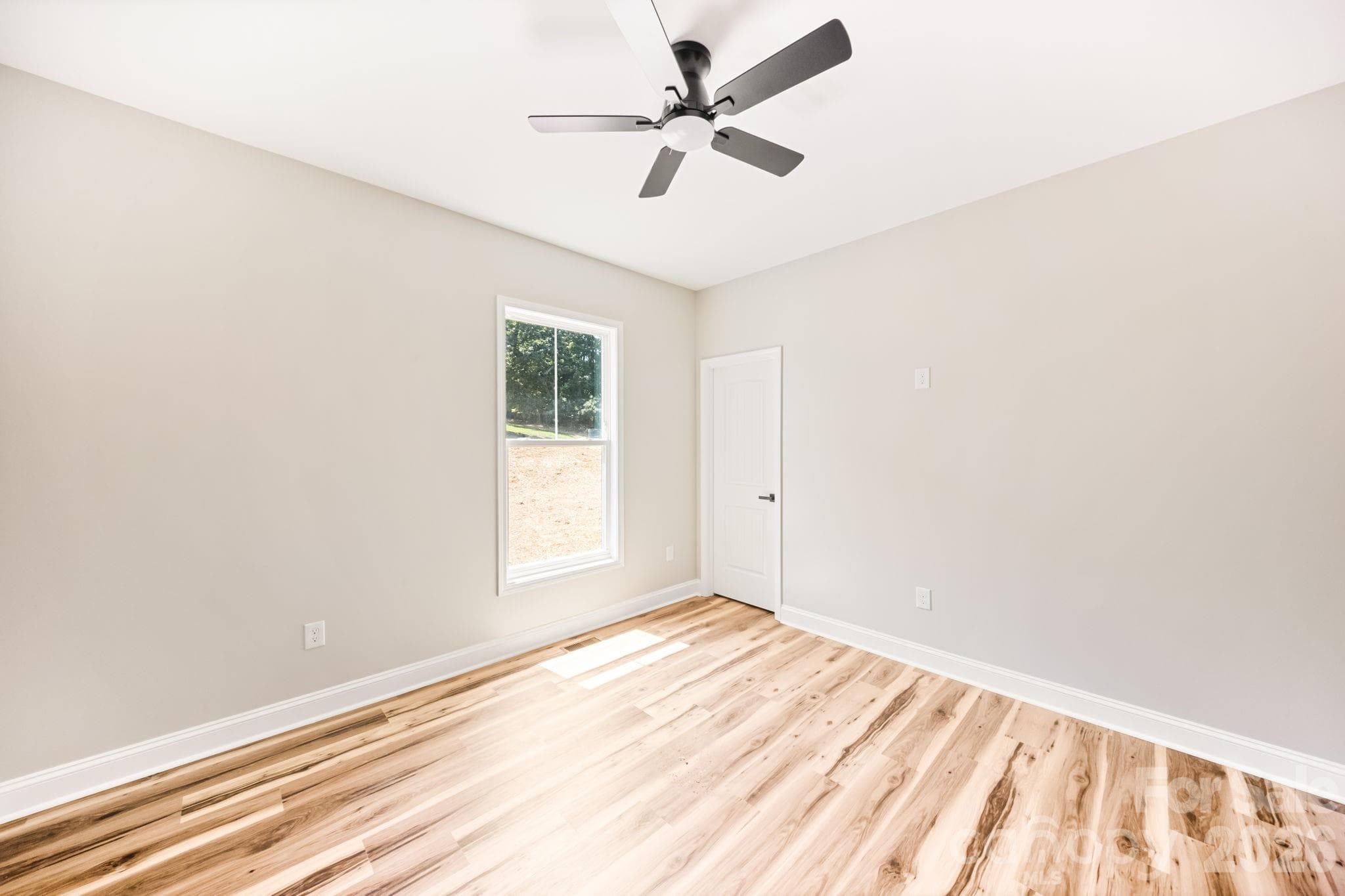 Single Family Residence at 140 Ridgeline Drive, Salisbury, photo 26 of 45