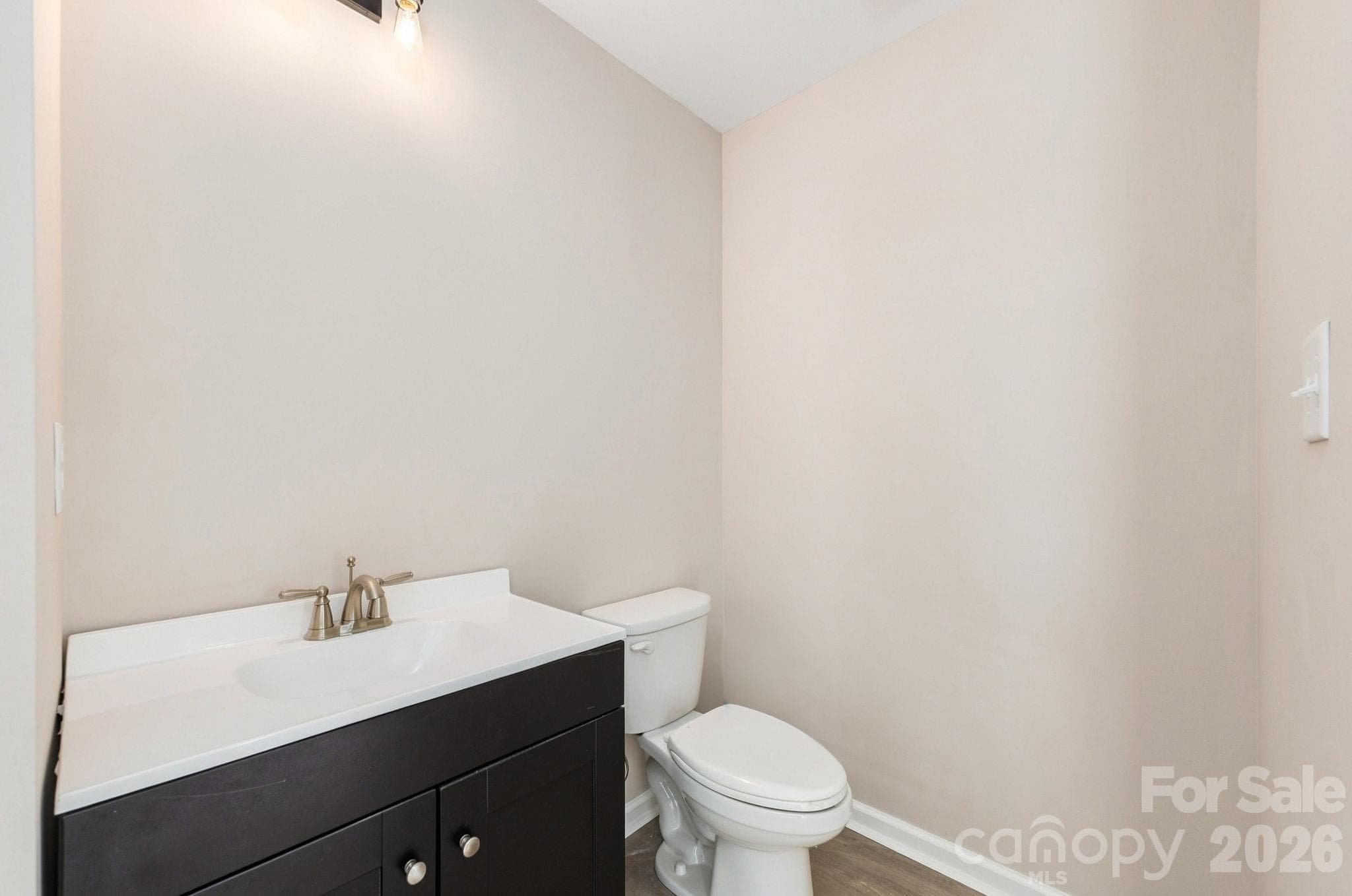 Single Family Residence at 110 Oakhill Street, Iron Station, photo 16 of 42