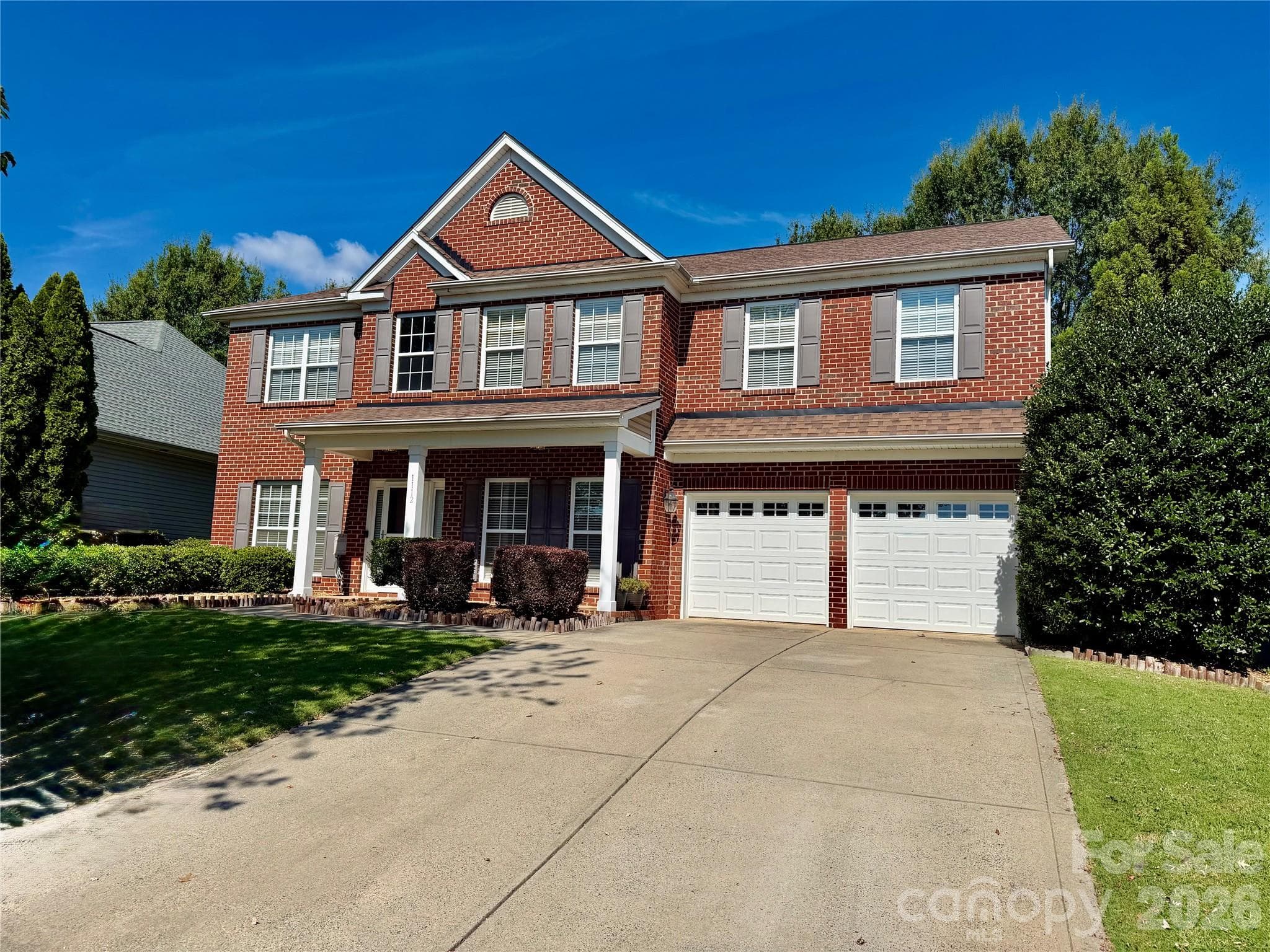 Single Family Residence at 1112 Tranquil Falls Lane, Matthews, photo 2 of 45