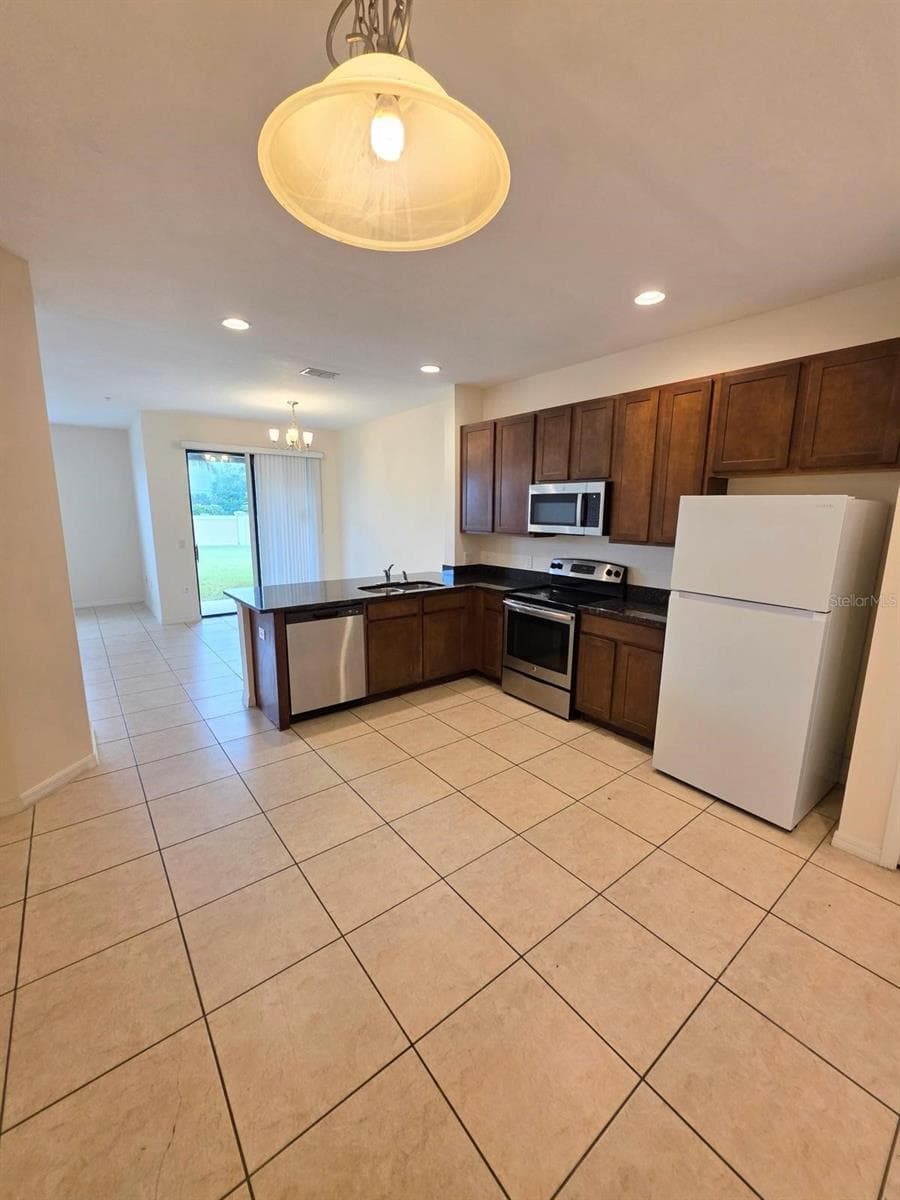 Townhouse at 2372 SEVEN OAKS DR, ST CLOUD, photo 17 of 70