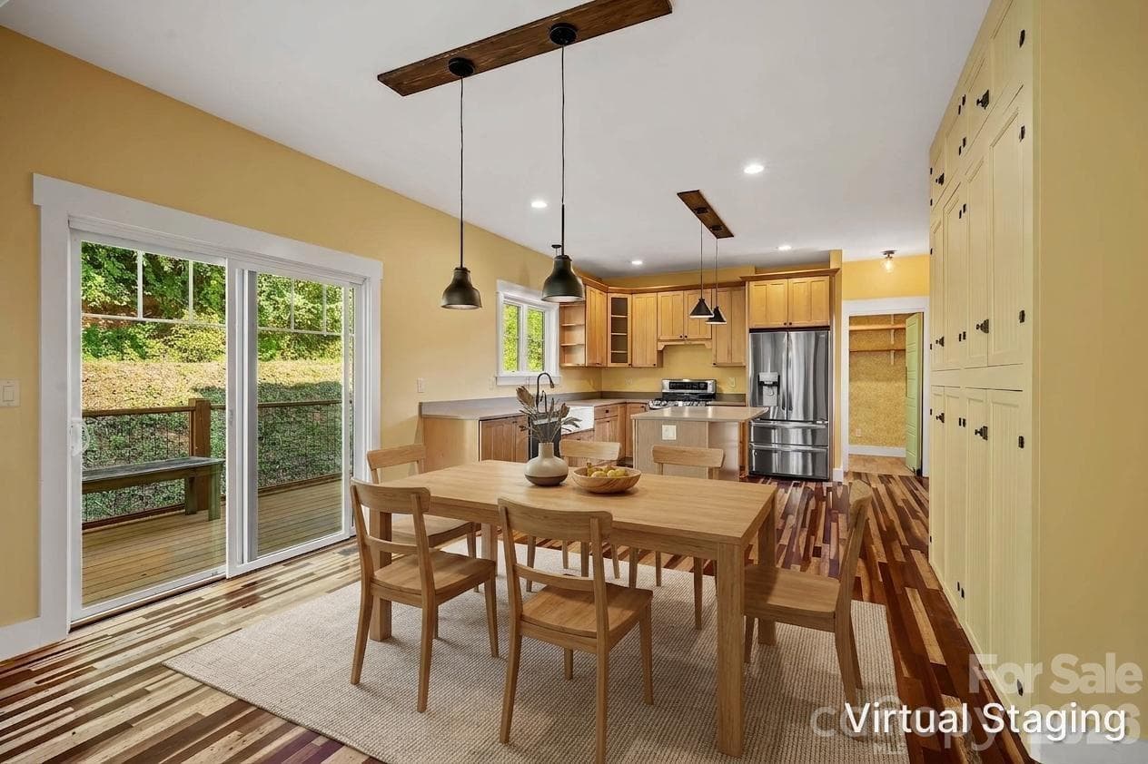 Single Family Residence at 19 Magnolia Farms Drive, Asheville, photo 10 of 44