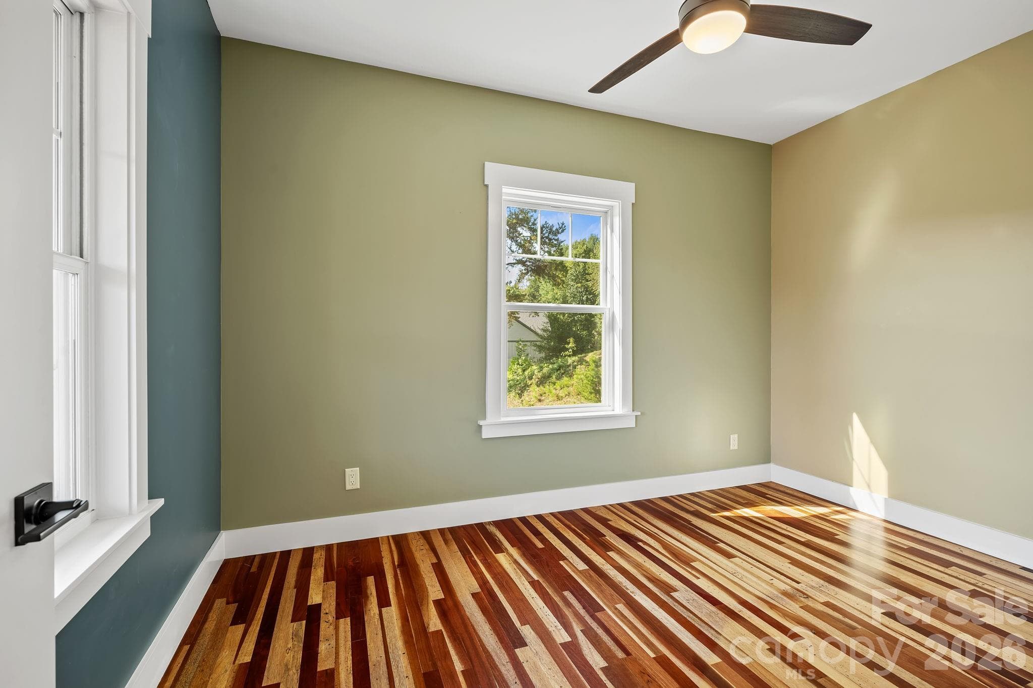 Single Family Residence at 19 Magnolia Farms Drive, Asheville, photo 18 of 44