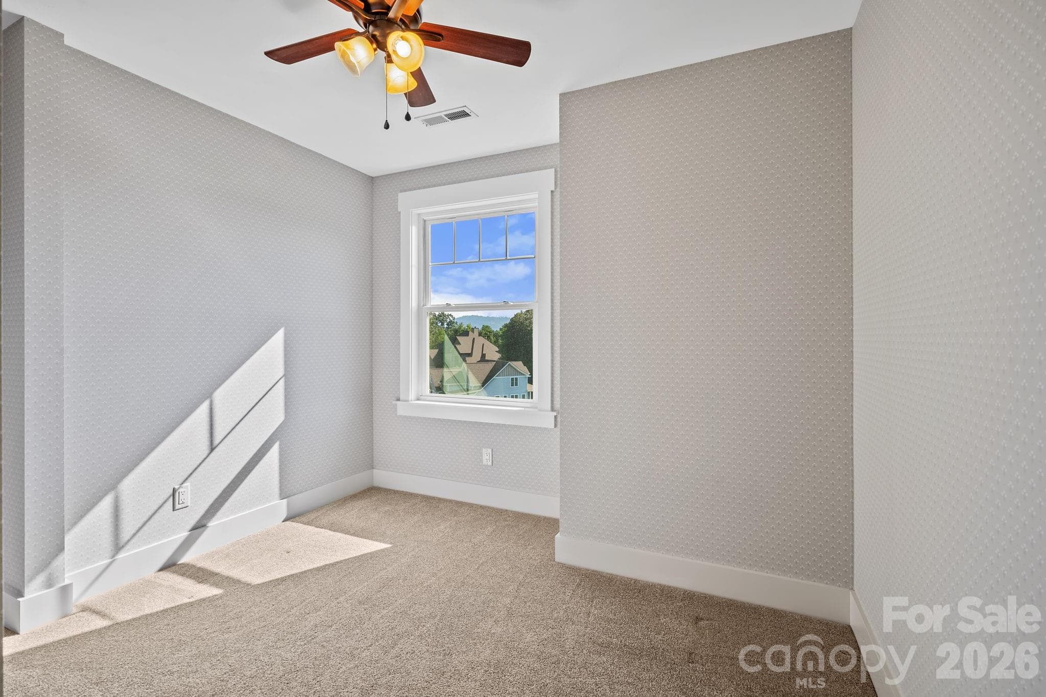 Single Family Residence at 19 Magnolia Farms Drive, Asheville, photo 33 of 44