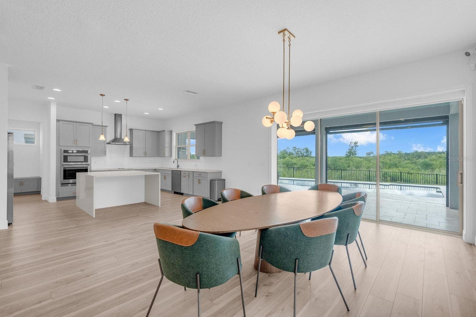 Single Family Residence at 13622 ABBERWICK DR, ORLANDO, photo 13 of 67